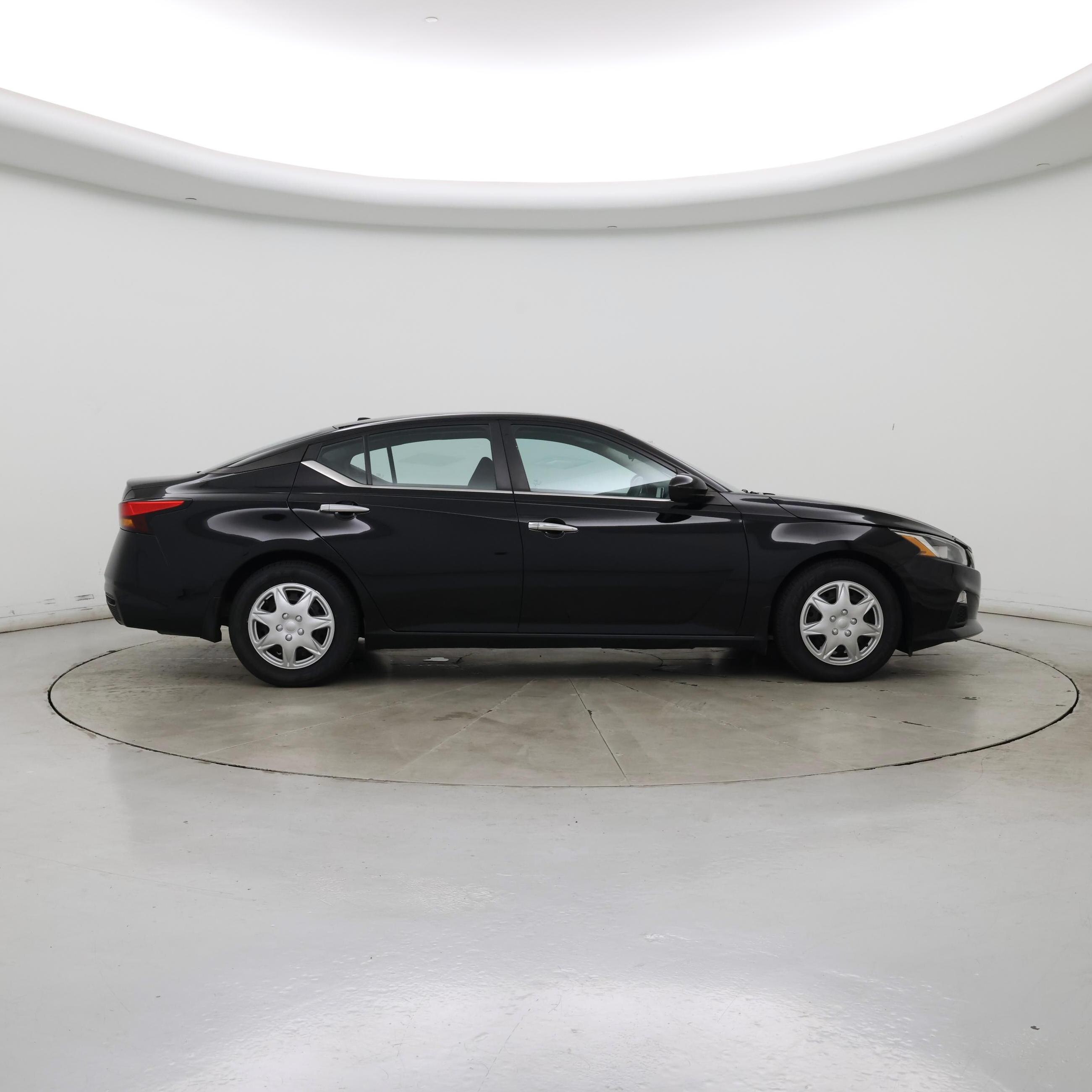 Thumbnail: 2020 Nissan Altima - 7