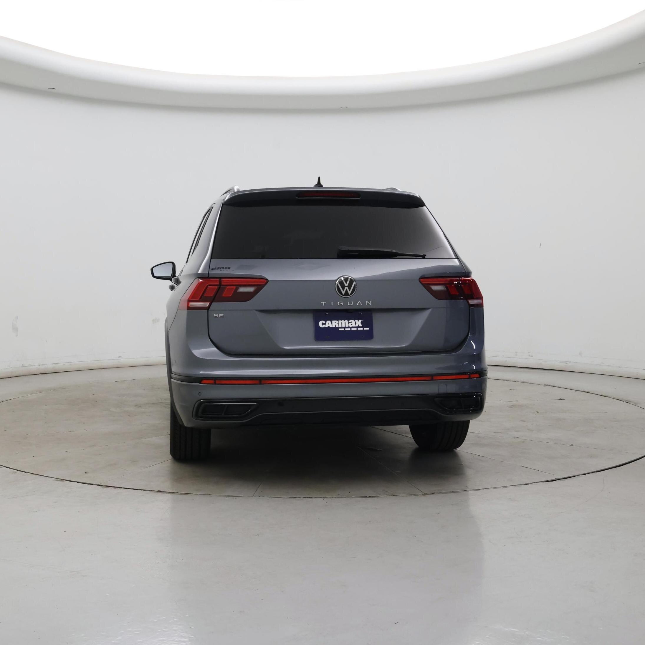 Thumbnail: 2022 Volkswagen Tiguan - 6