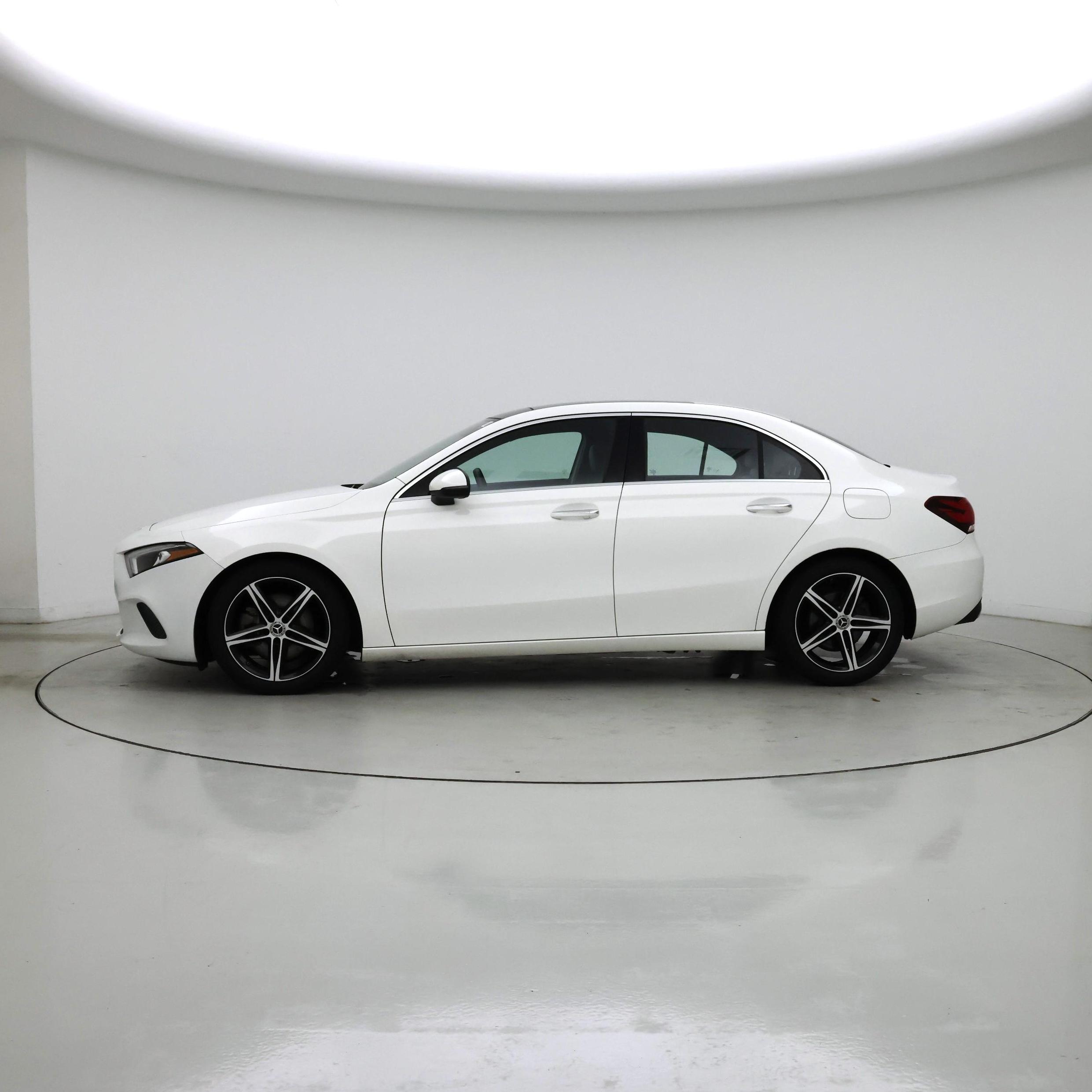 Thumbnail: 2021 Mercedes-Benz A-Class - 3