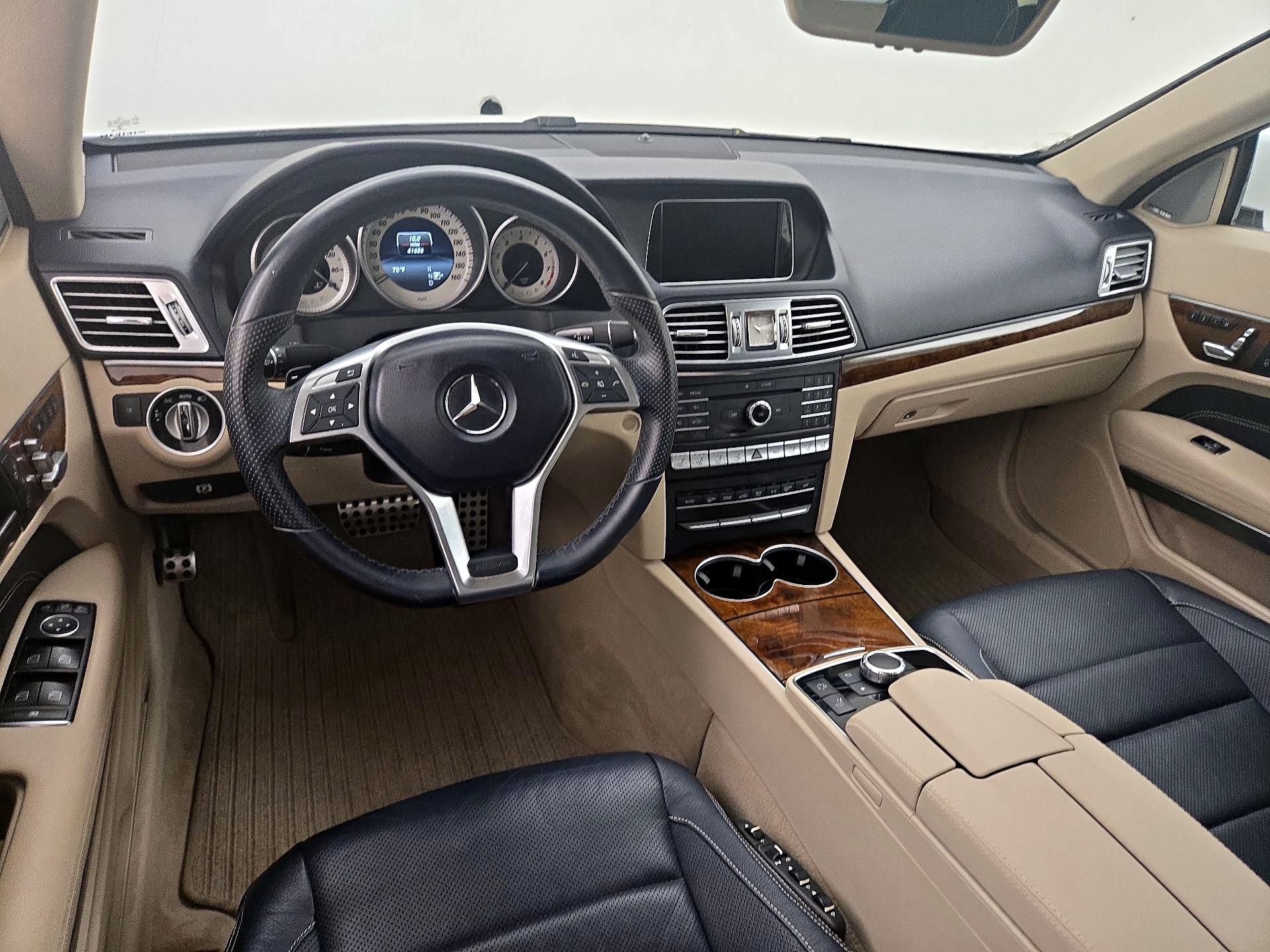 Thumbnail: 2016 Mercedes-Benz E-Class - 9