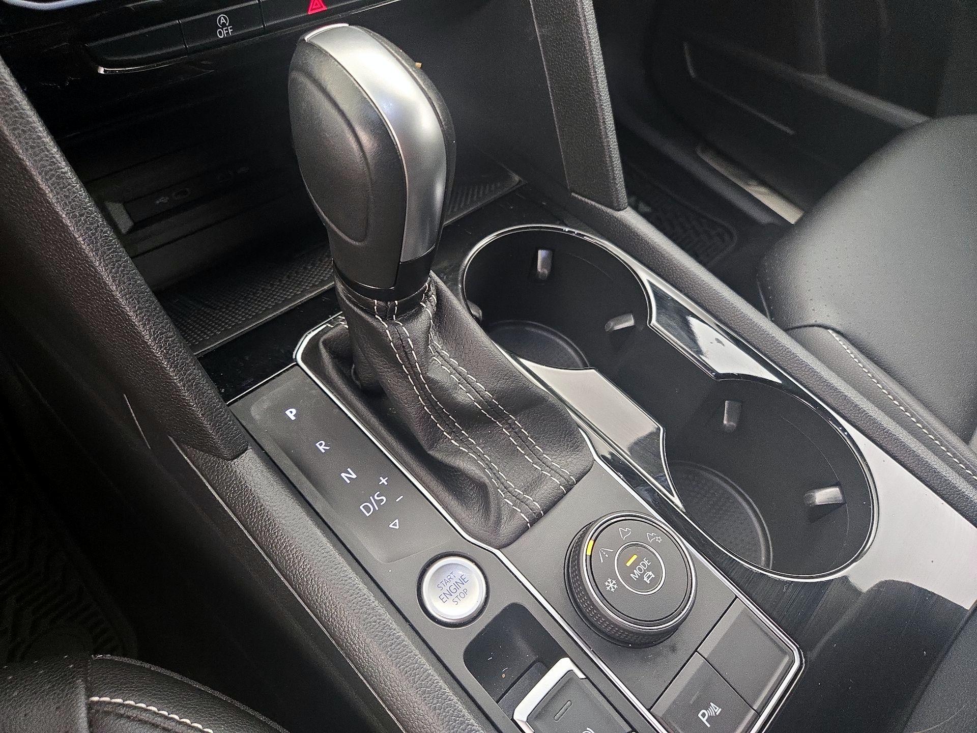 Thumbnail: 2023 Volkswagen Atlas - 17