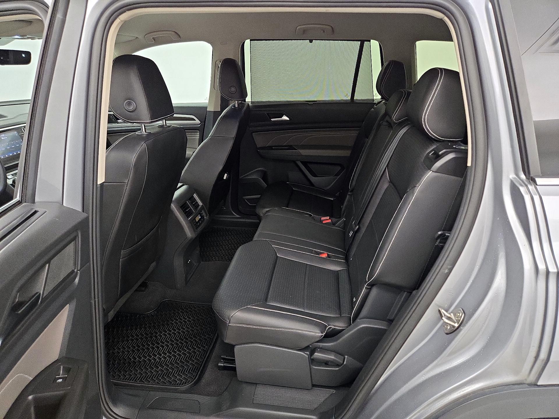 Thumbnail: 2023 Volkswagen Atlas - 19