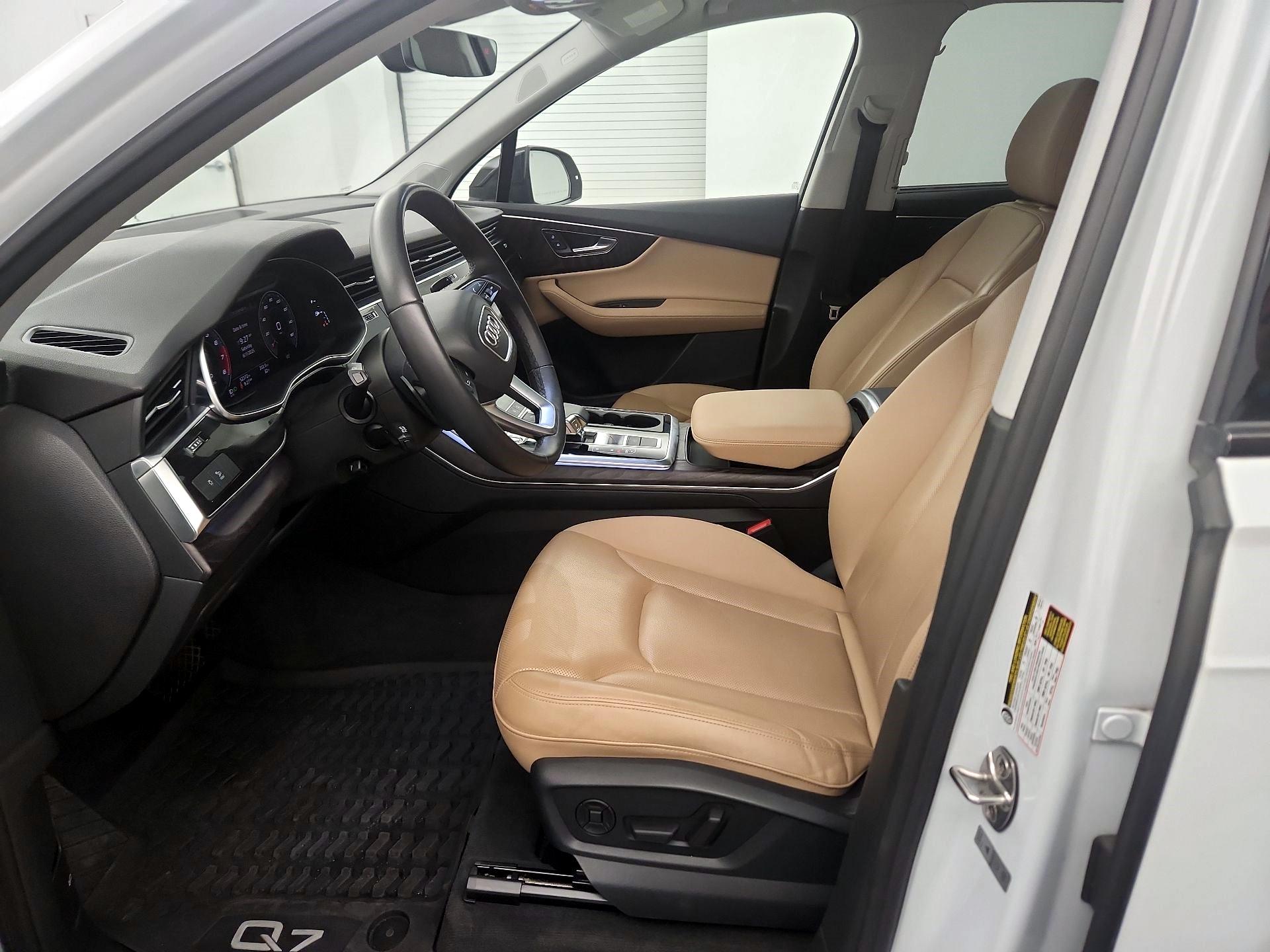 Thumbnail: 2021 Audi Q7 - 9