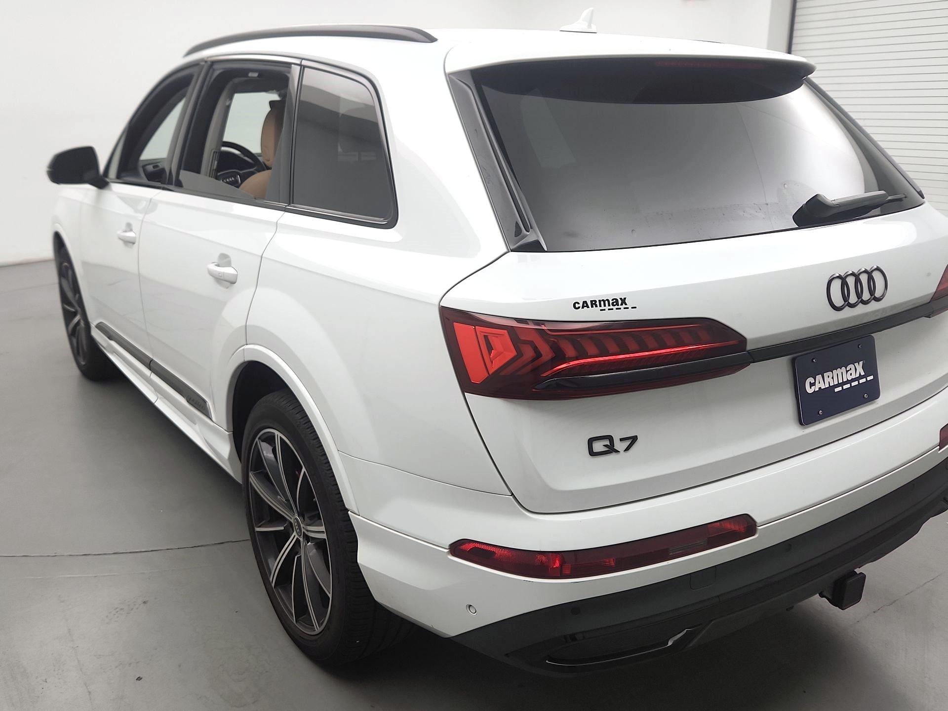 Thumbnail: 2021 Audi Q7 - 7