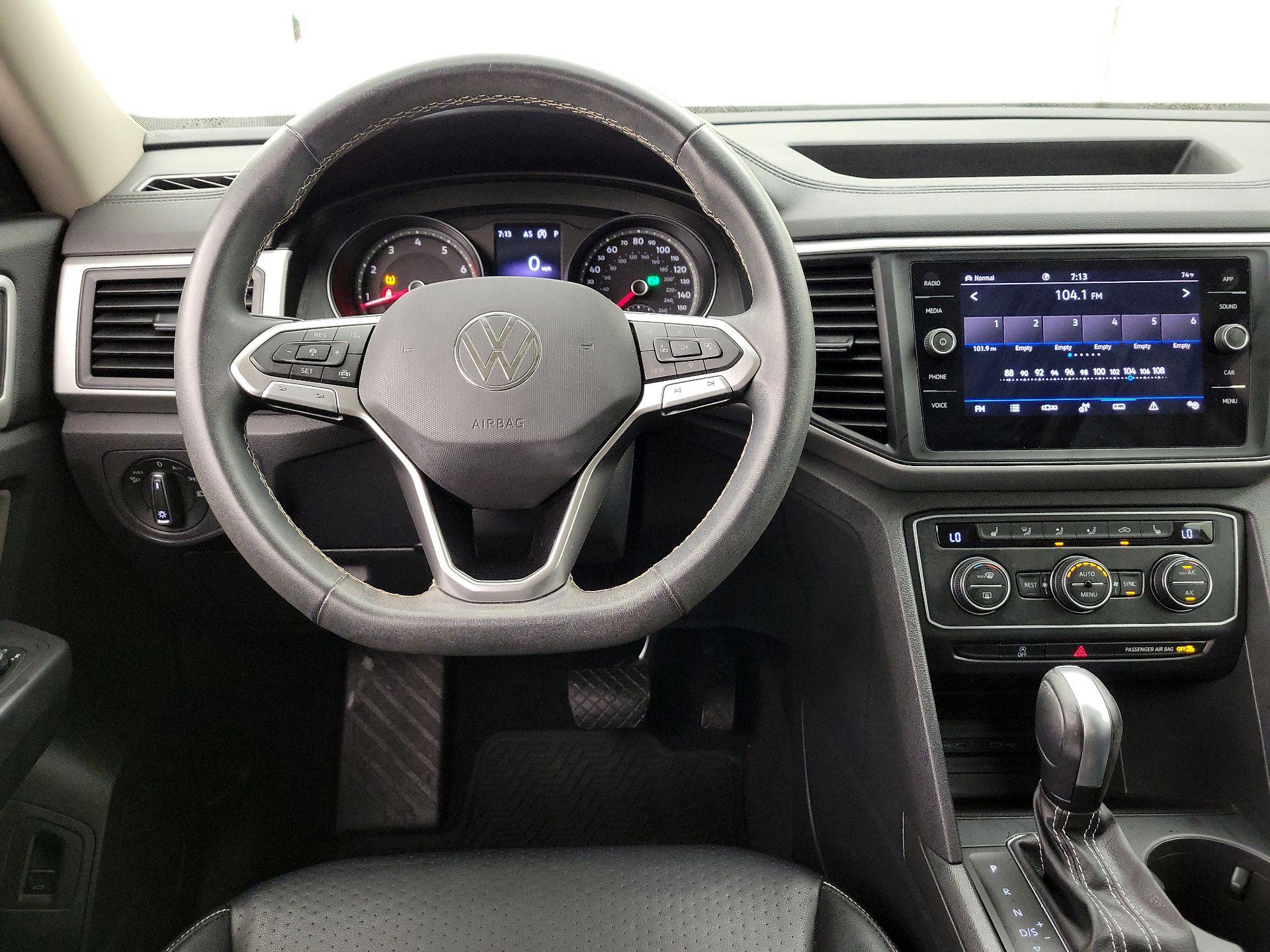 Thumbnail: 2021 Volkswagen Atlas - 10