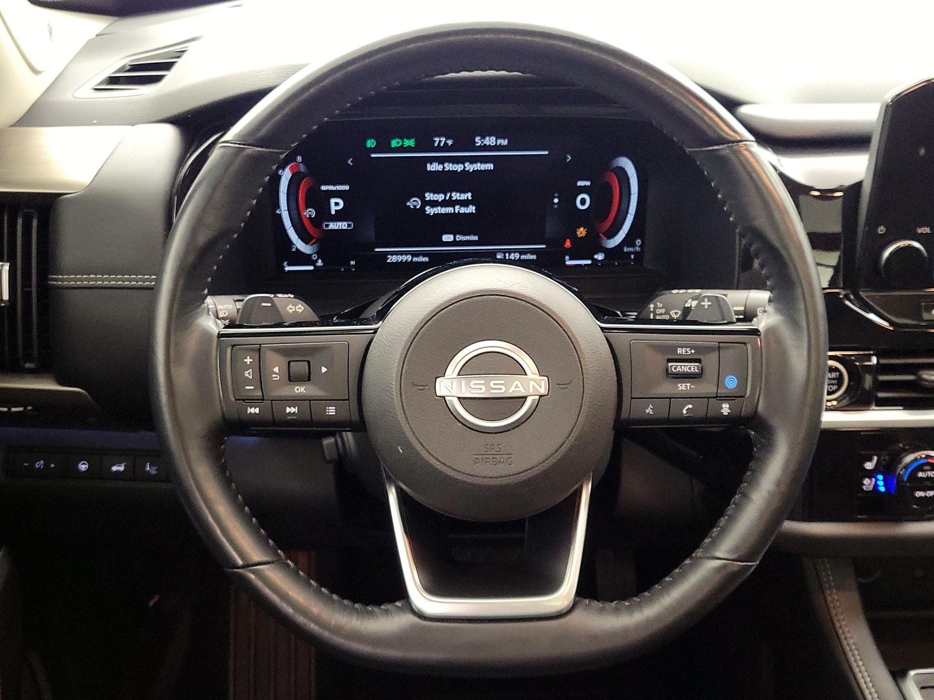 Thumbnail: 2022 Nissan Pathfinder - 10
