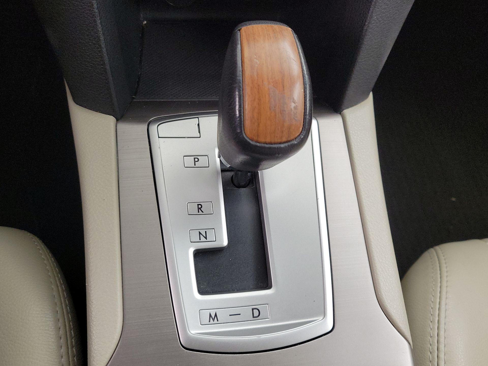 Thumbnail: 2014 Subaru Outback - 17