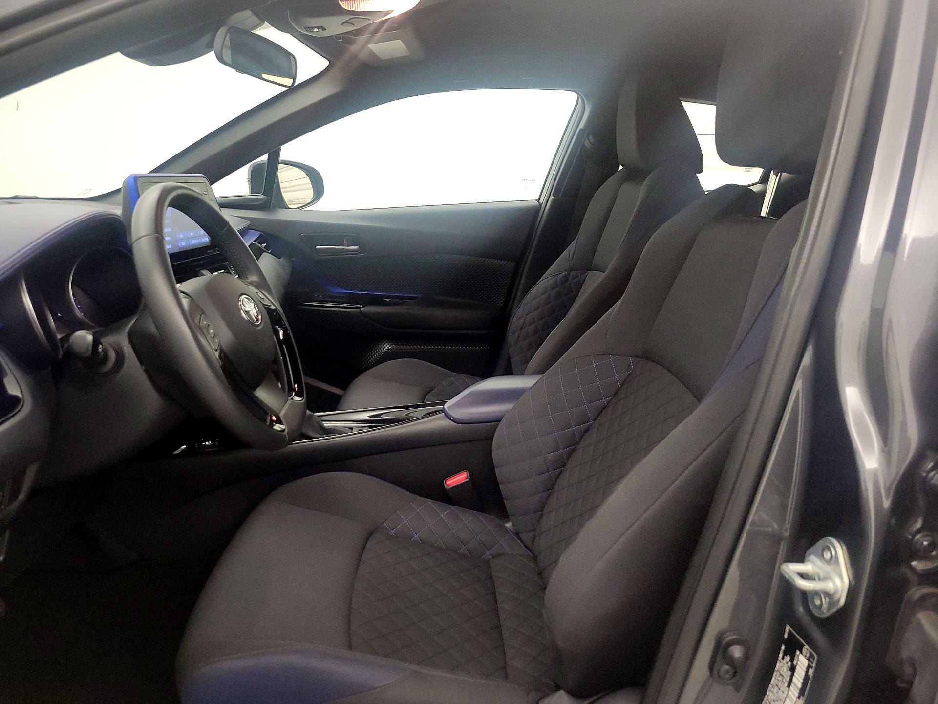 Thumbnail: 2020 Toyota C-HR - 11