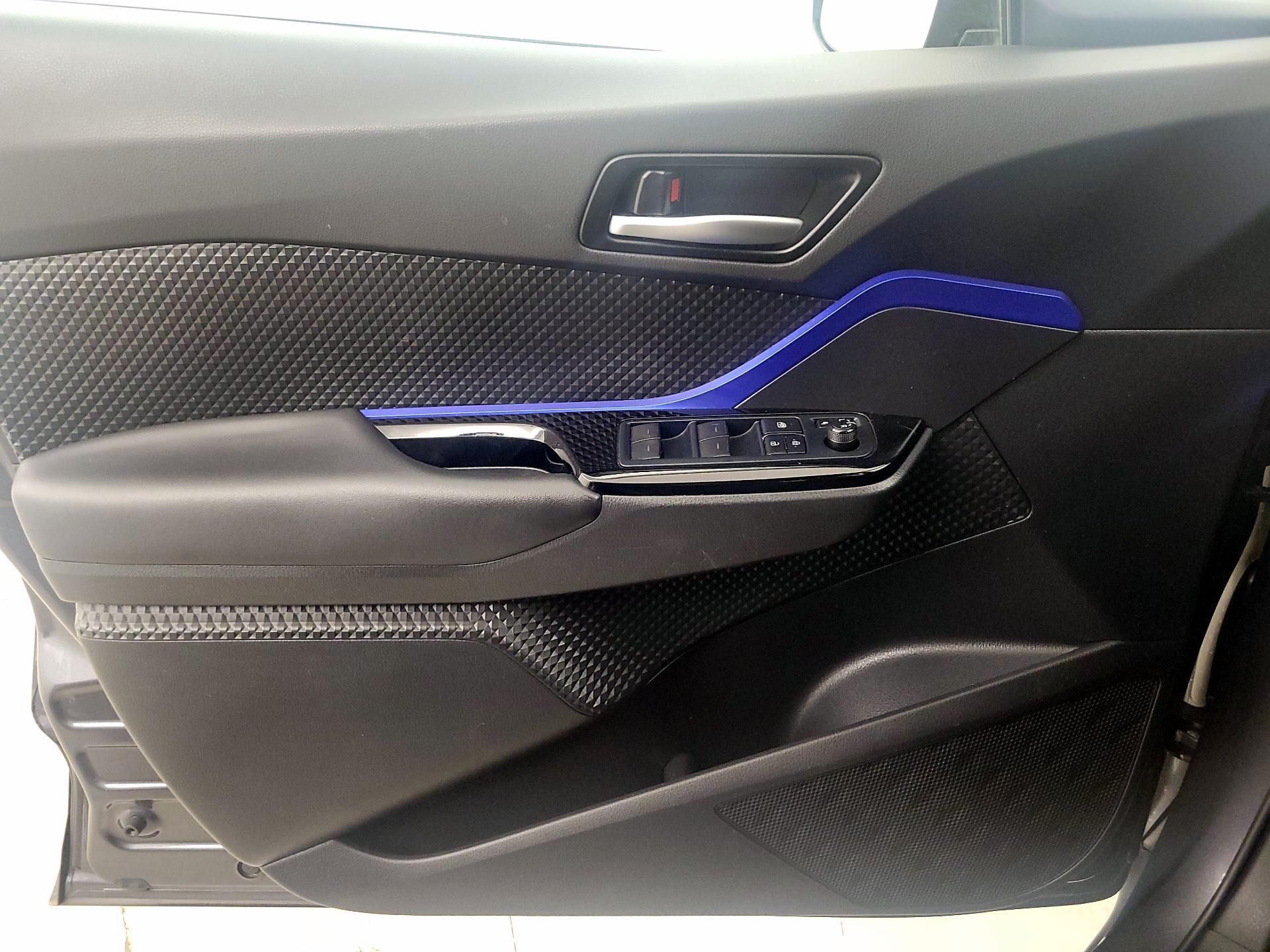 Thumbnail: 2020 Toyota C-HR - 12