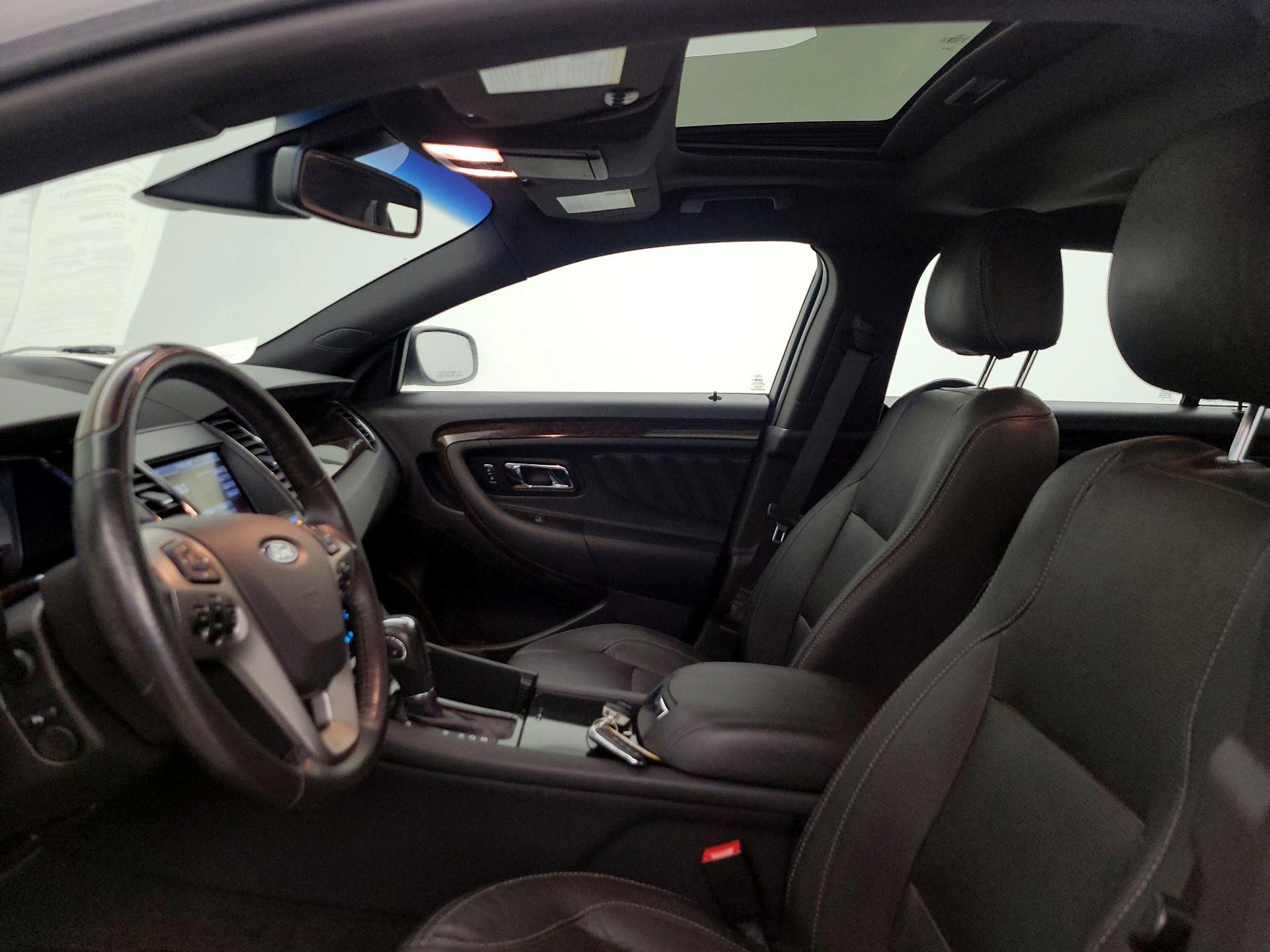 Thumbnail: 2014 Ford Taurus - 19