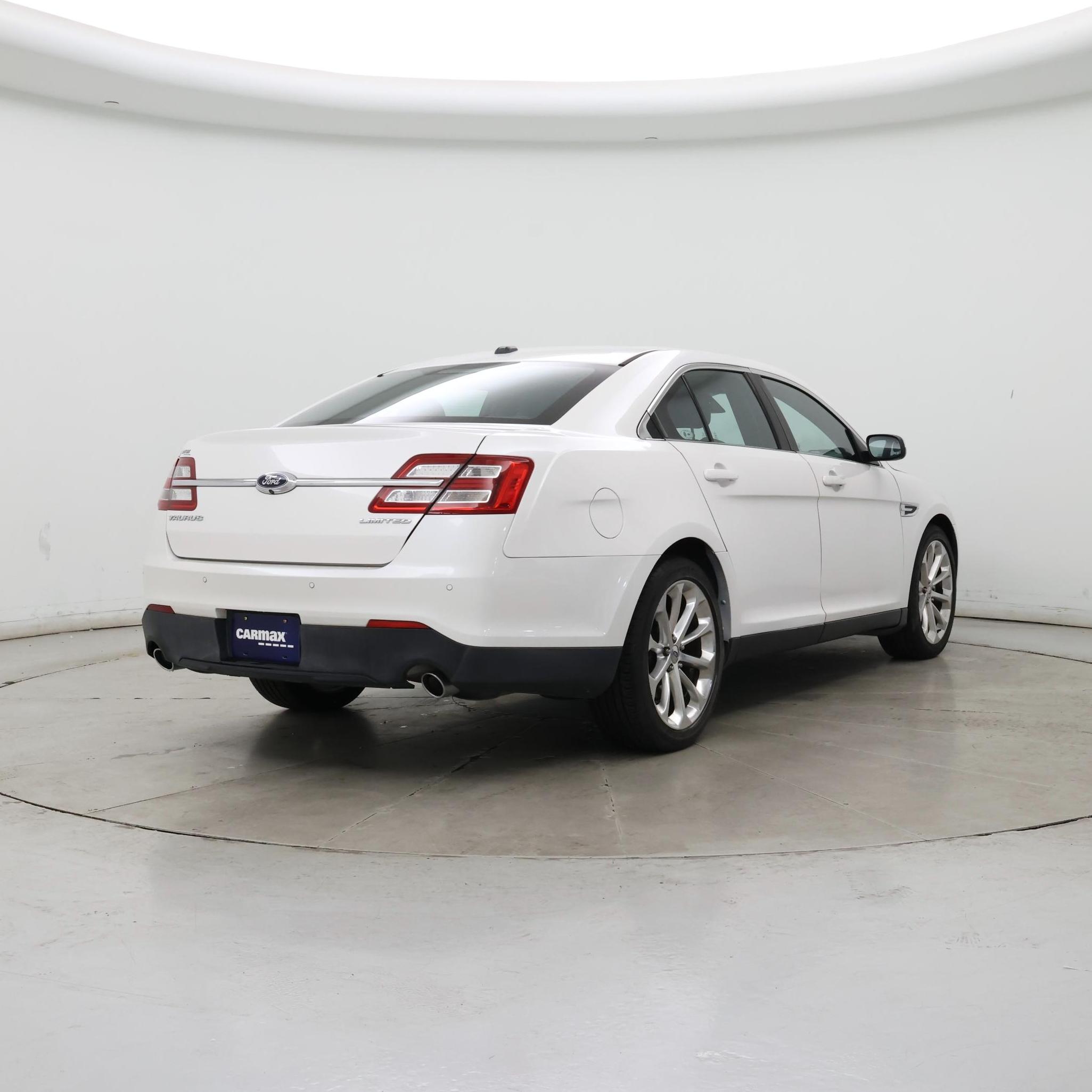 Thumbnail: 2014 Ford Taurus - 8