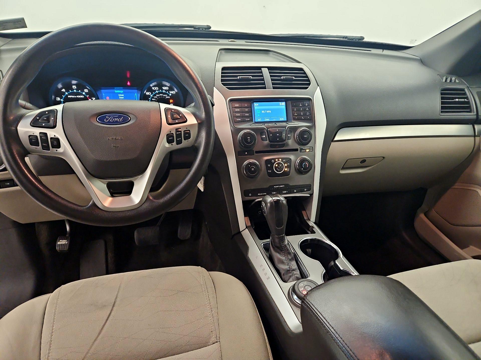 Thumbnail: 2014 Ford Explorer - 9