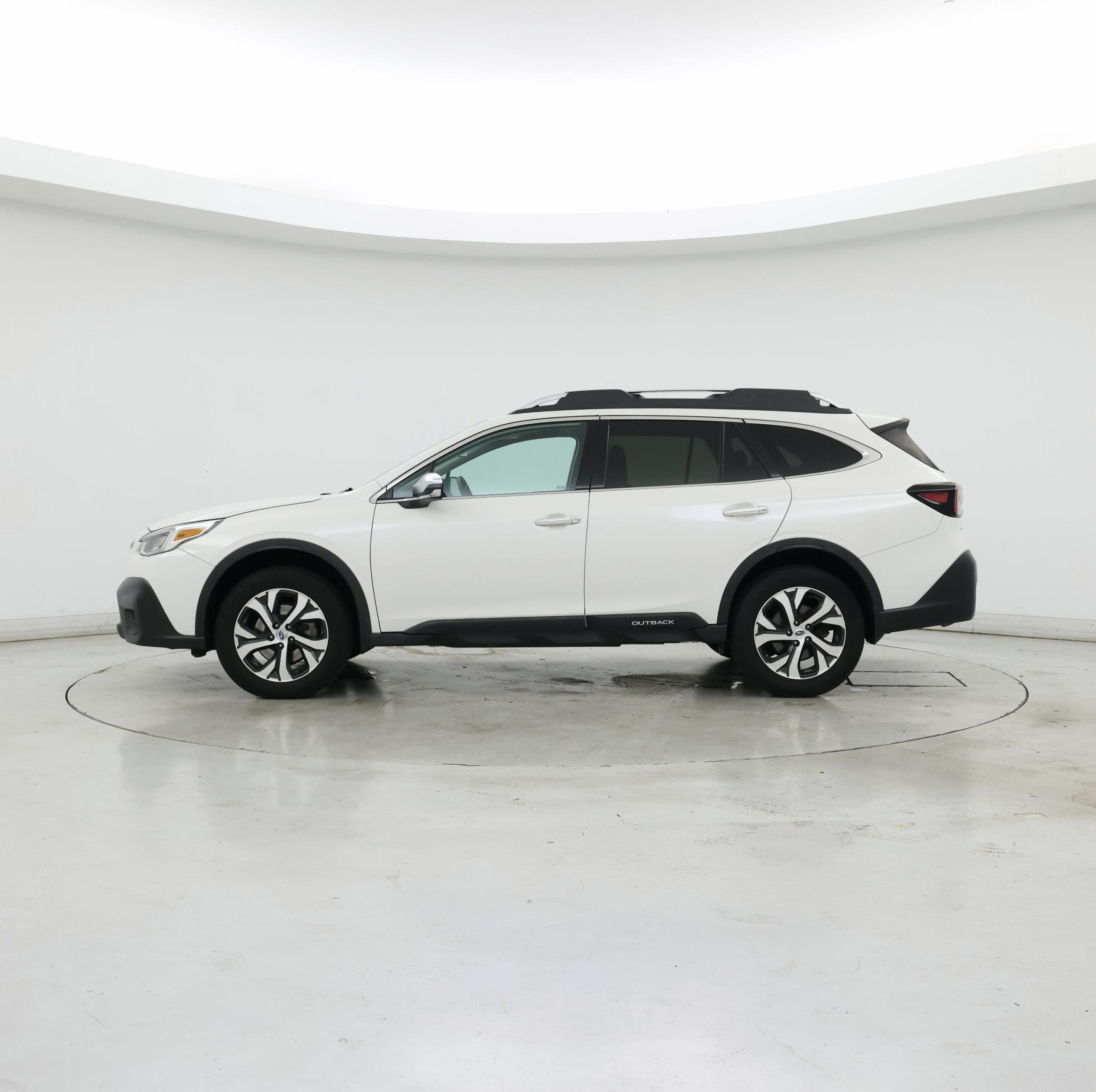 Thumbnail: 2020 Subaru Outback - 3