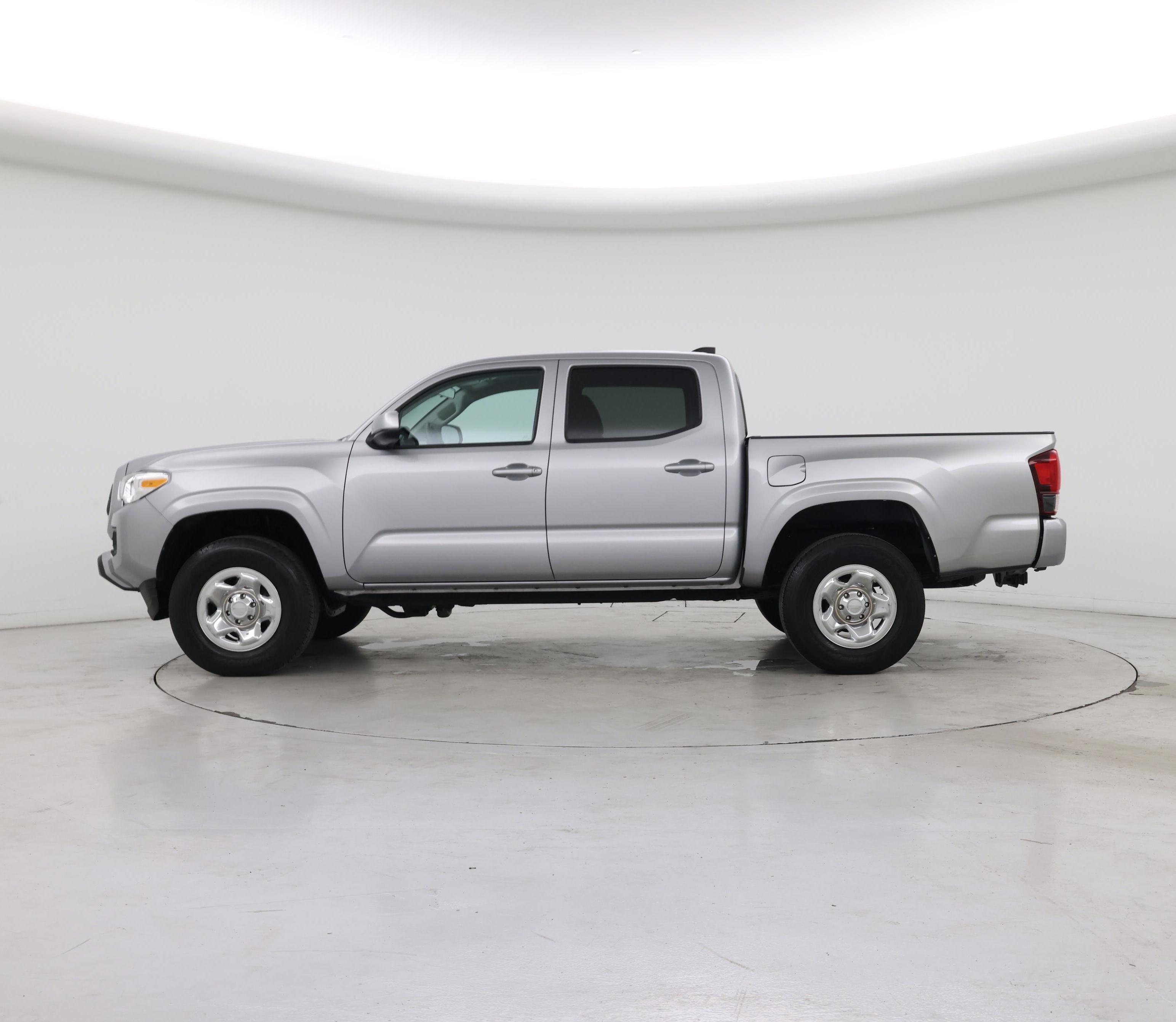 Thumbnail: 2021 Toyota Tacoma - 3