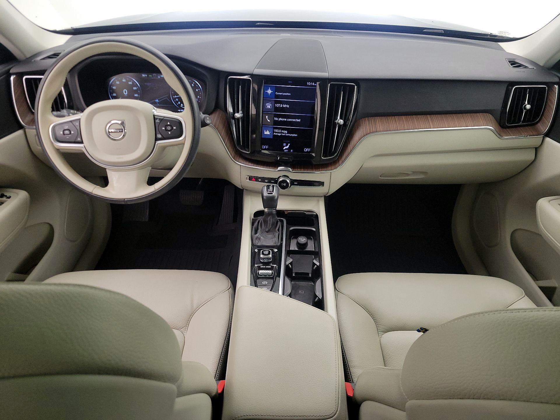 Thumbnail: 2021 Volvo XC60 - 9