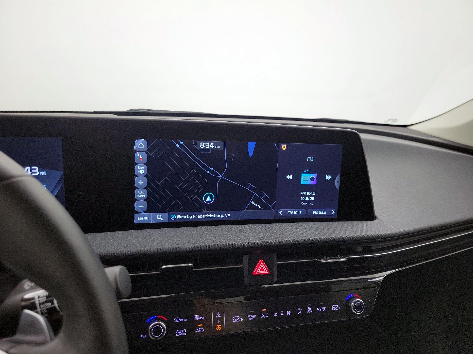Thumbnail: 2022 Kia EV6 - 14