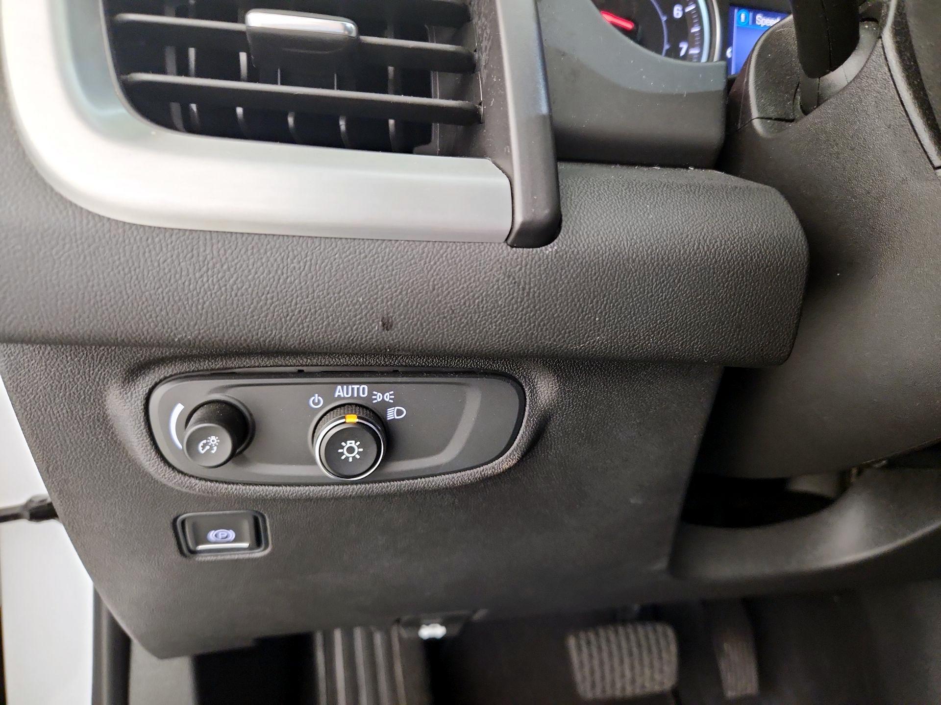 Thumbnail: 2022 GMC Terrain - 13