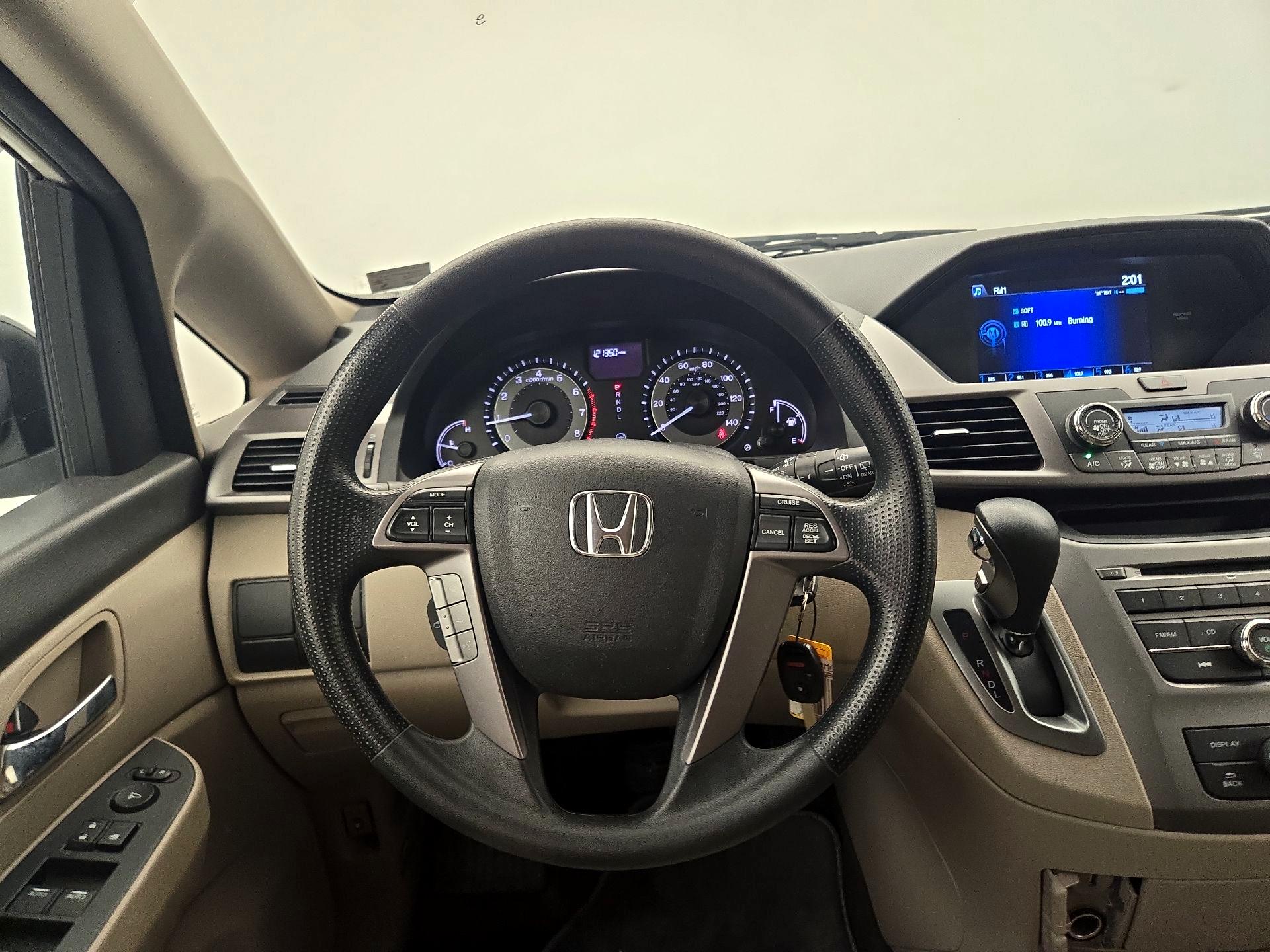 Thumbnail: 2016 Honda Odyssey - 10