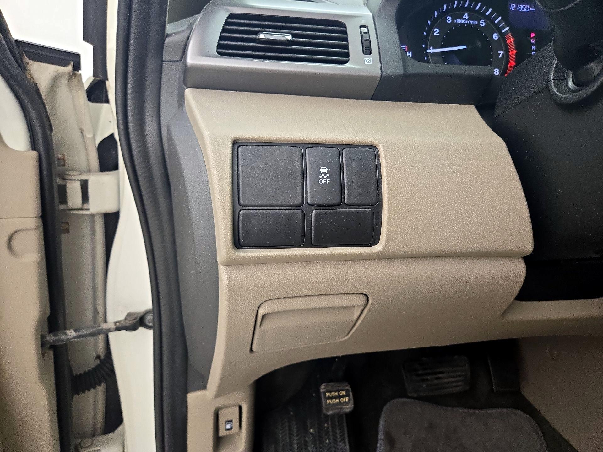 Thumbnail: 2016 Honda Odyssey - 13