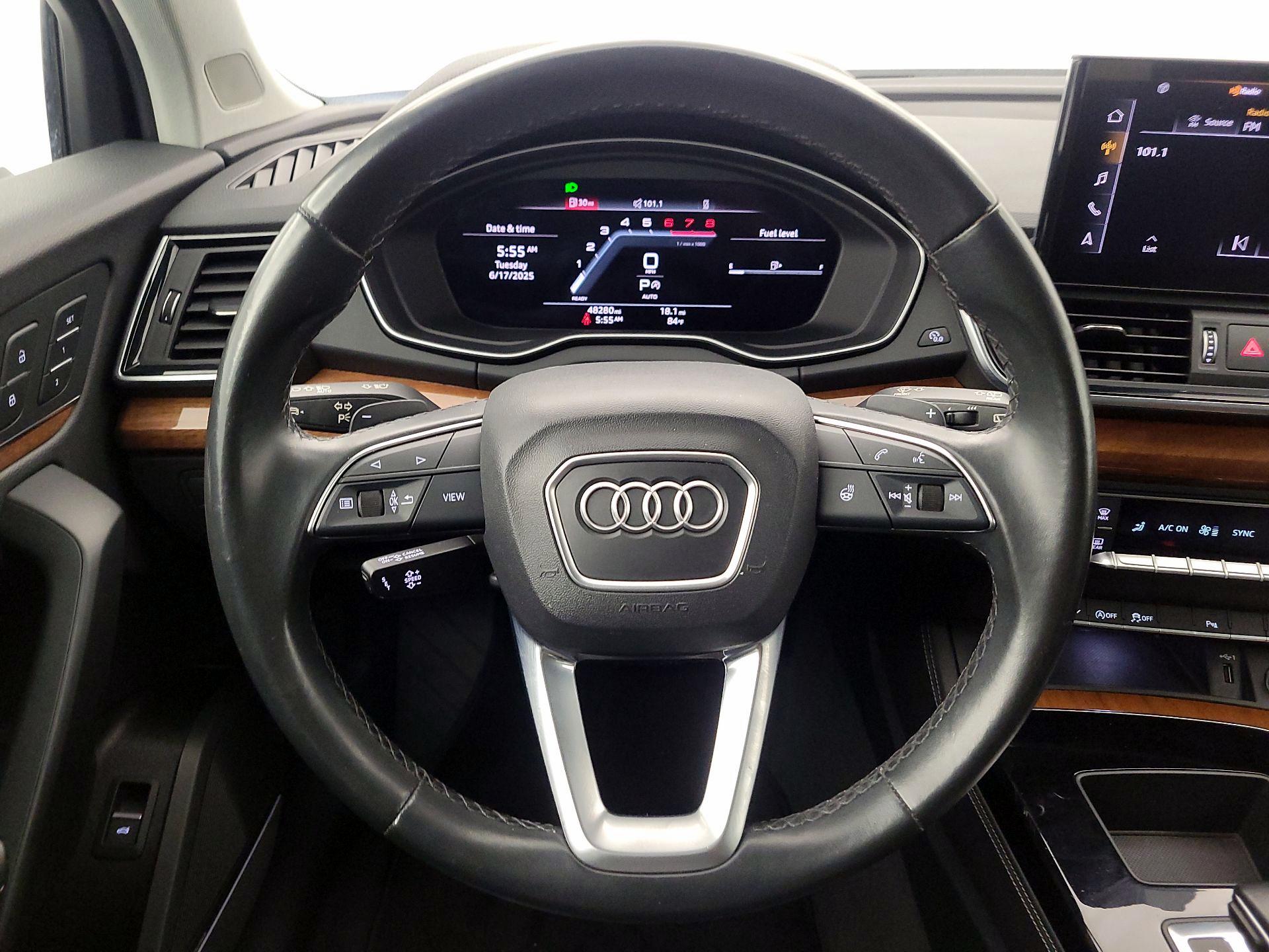 Thumbnail: 2022 Audi Q5 - 10
