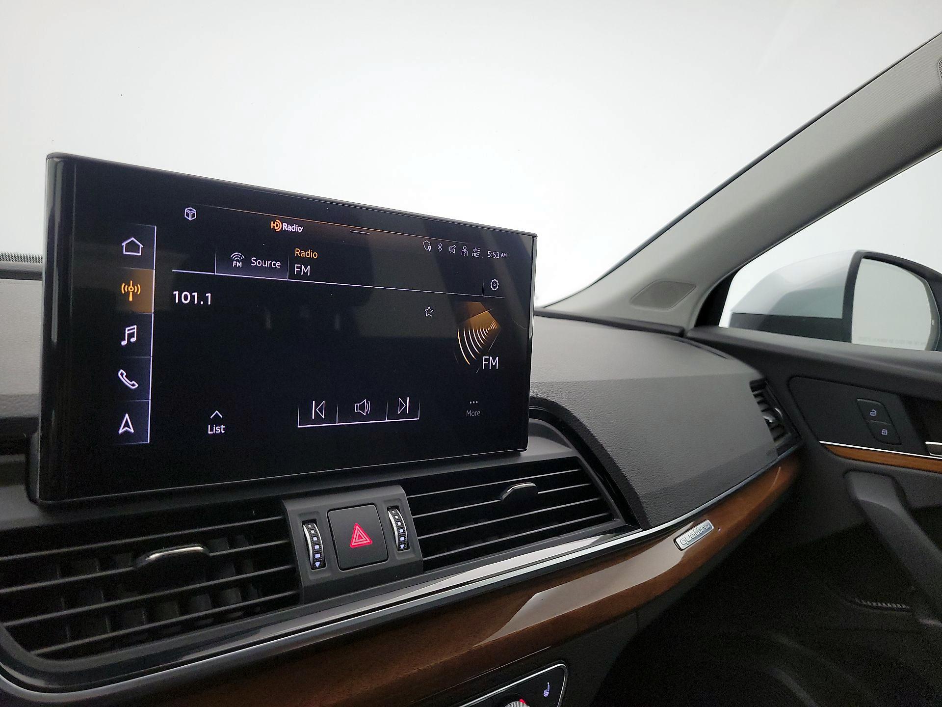 Thumbnail: 2022 Audi Q5 - 15