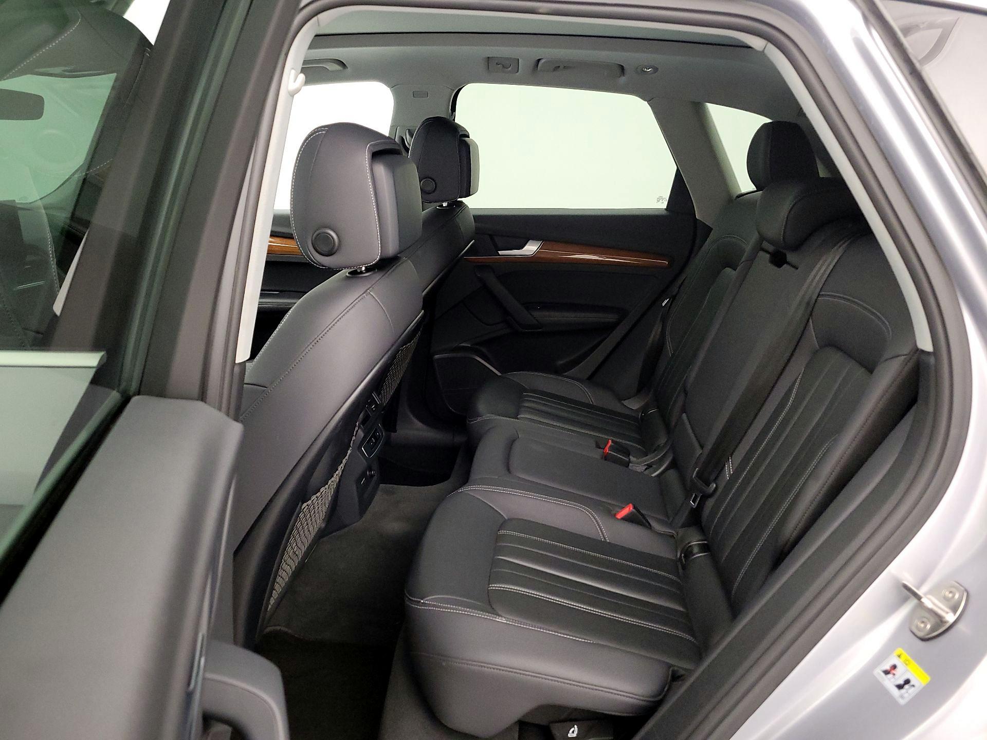 Thumbnail: 2022 Audi Q5 - 20