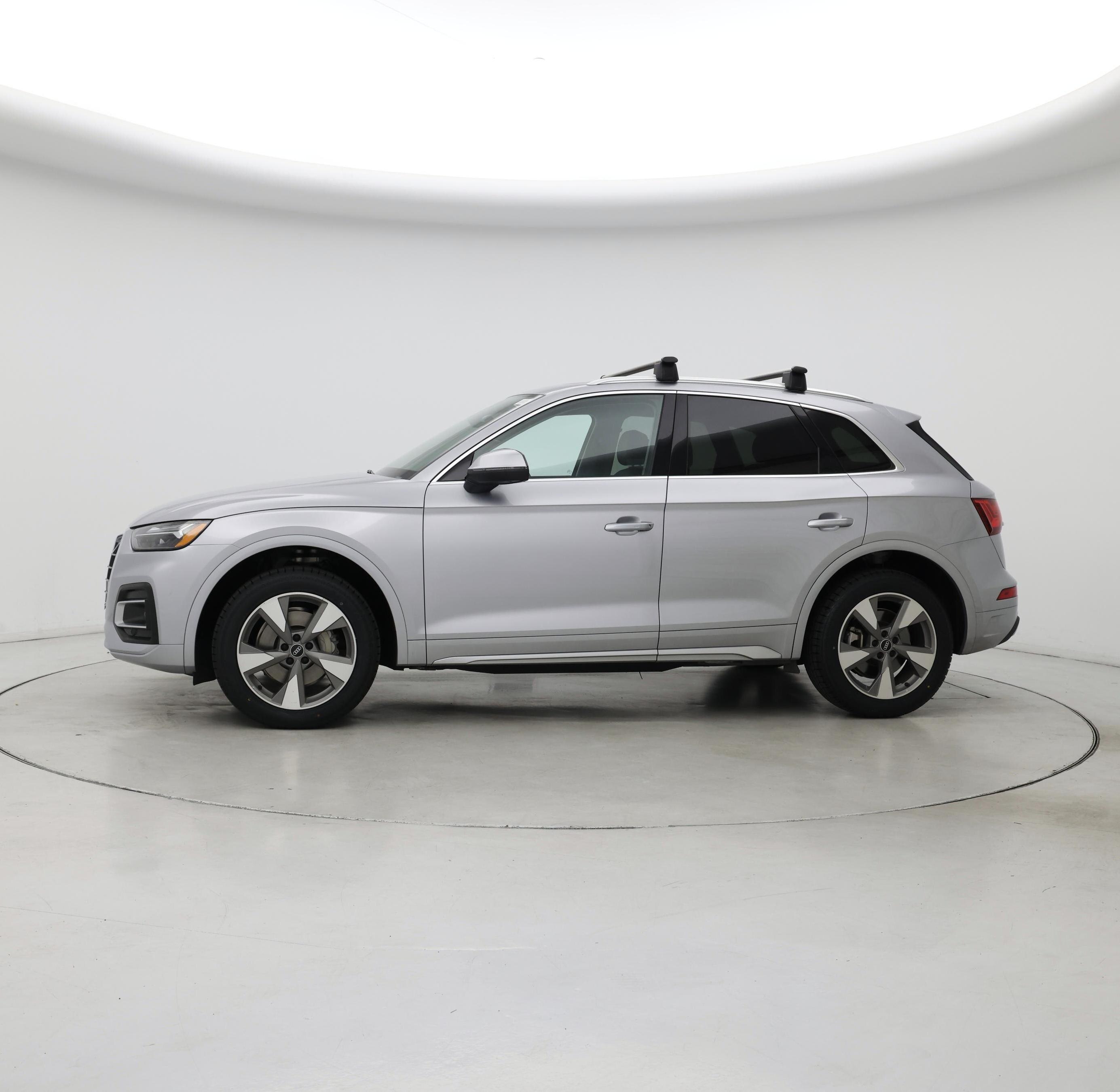 Thumbnail: 2022 Audi Q5 - 3