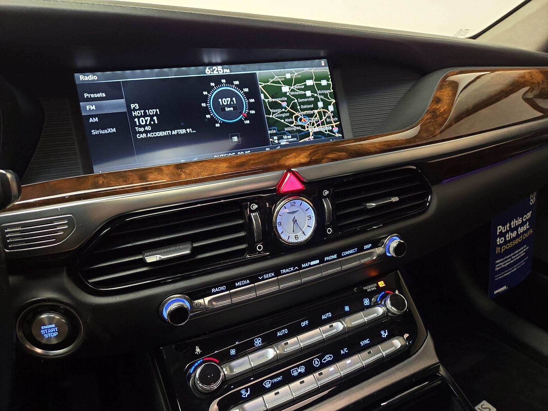 Thumbnail: 2019 Genesis G90 - 16