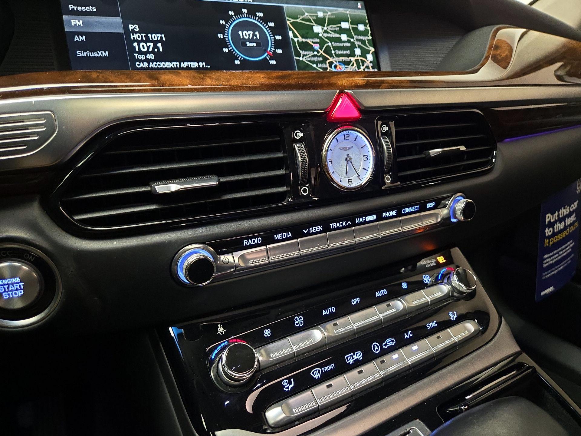 Thumbnail: 2019 Genesis G90 - 17