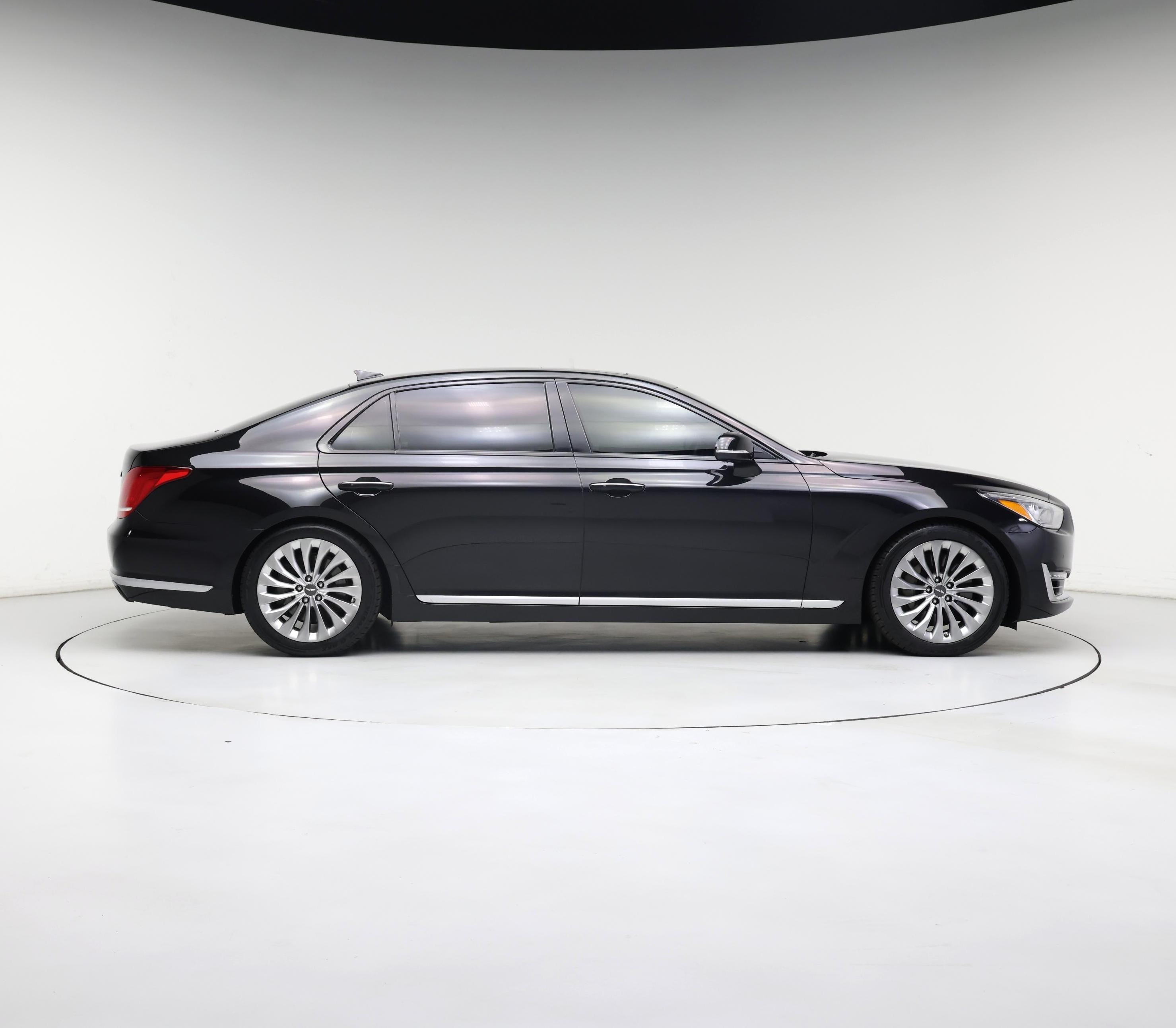 Thumbnail: 2019 Genesis G90 - 7