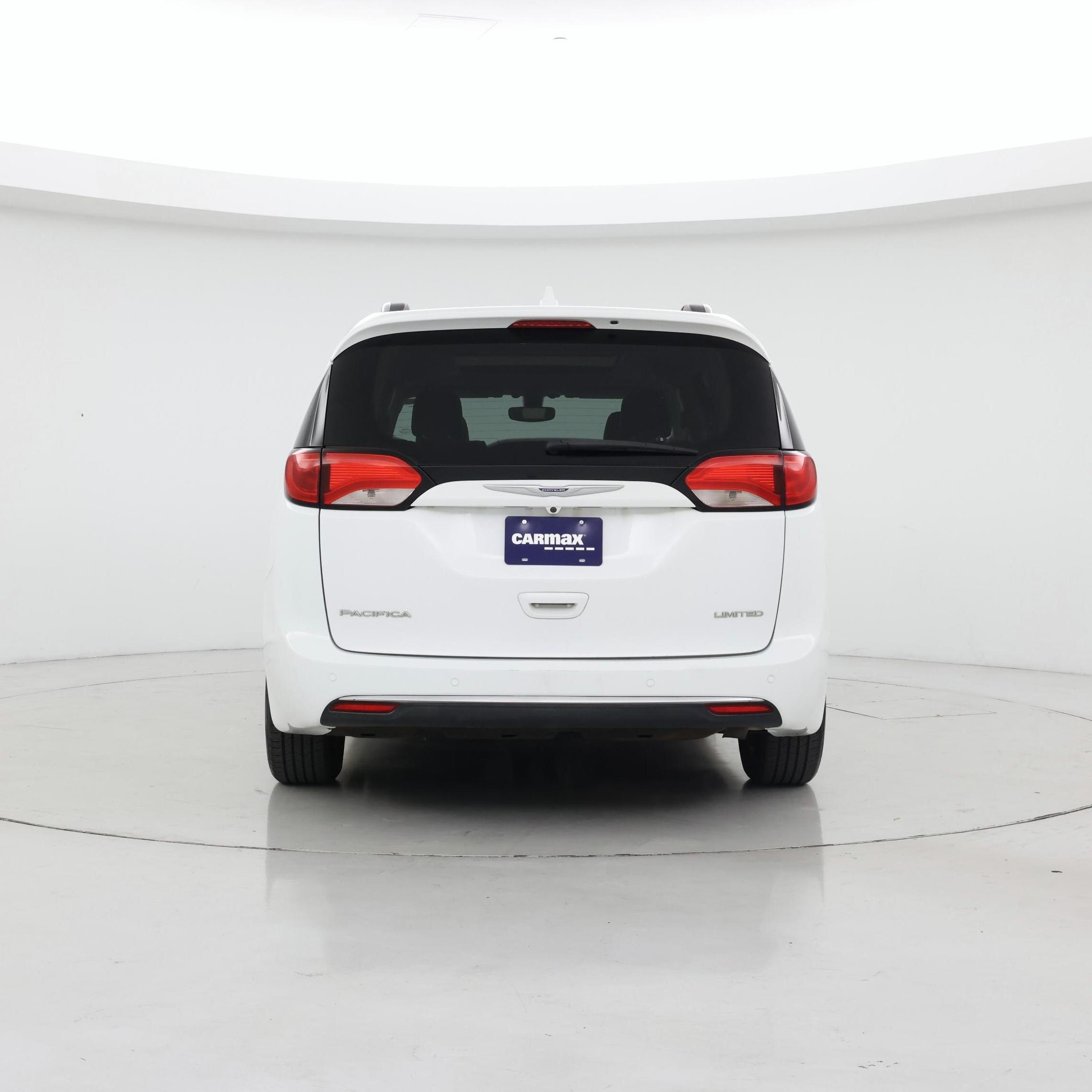 Thumbnail: 2020 Chrysler Pacifica - 6