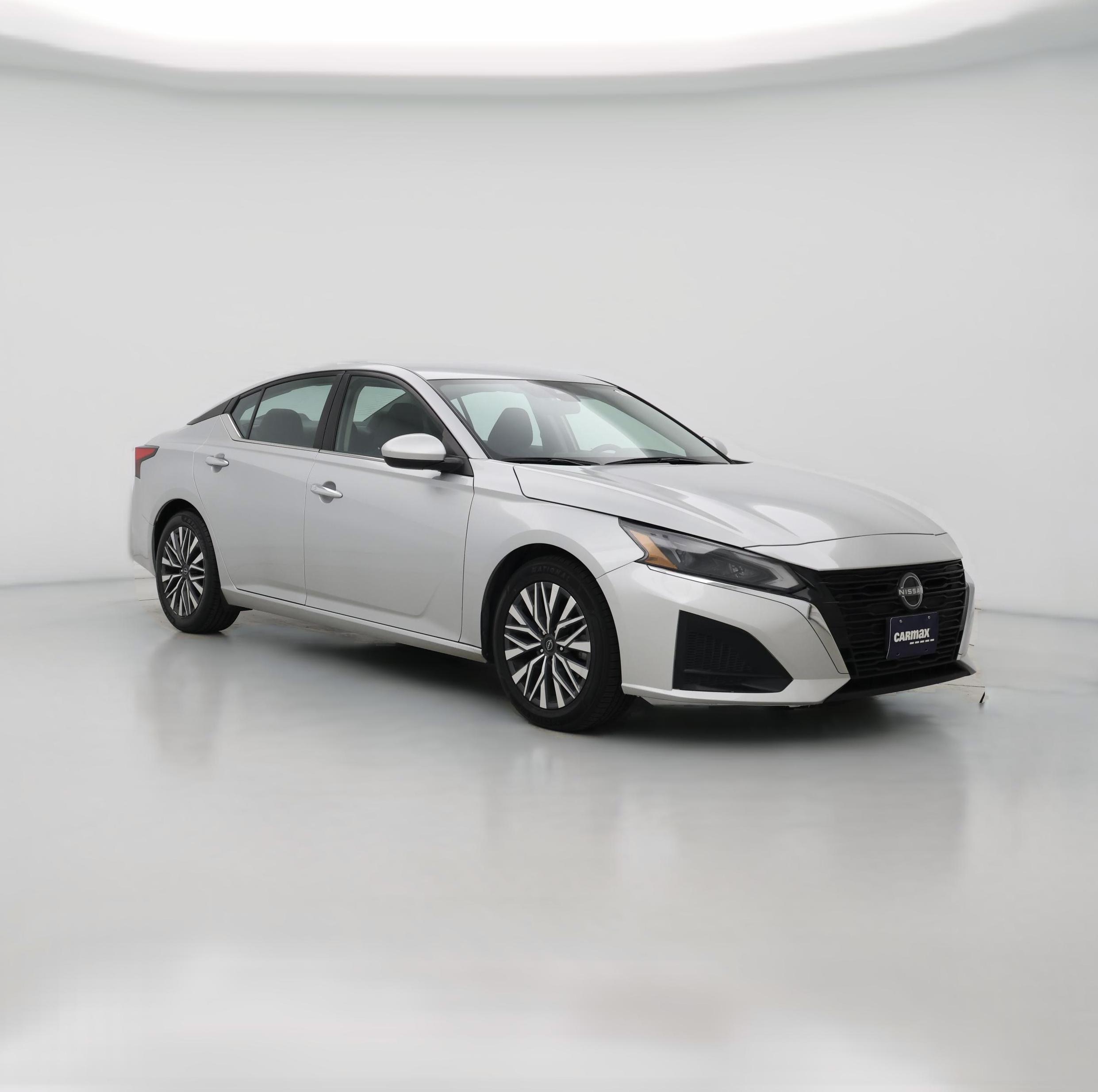 Thumbnail: 2023 Nissan Altima - 1