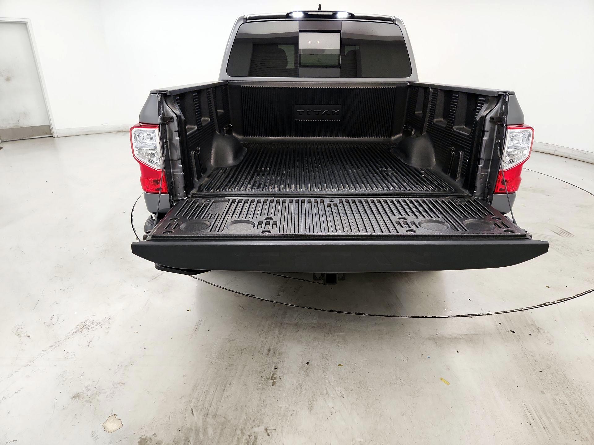 Thumbnail: 2024 Nissan Titan - 20