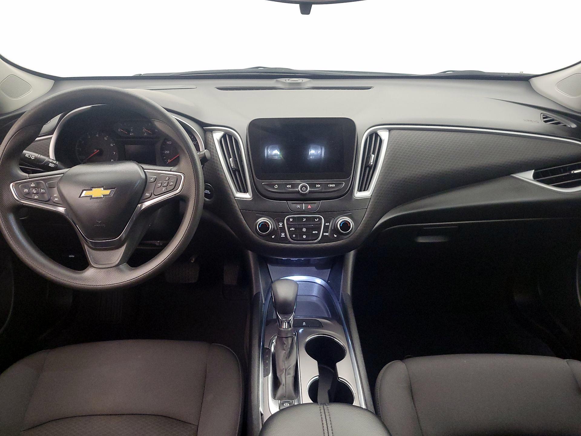 Thumbnail: 2023 Chevrolet Malibu - 9