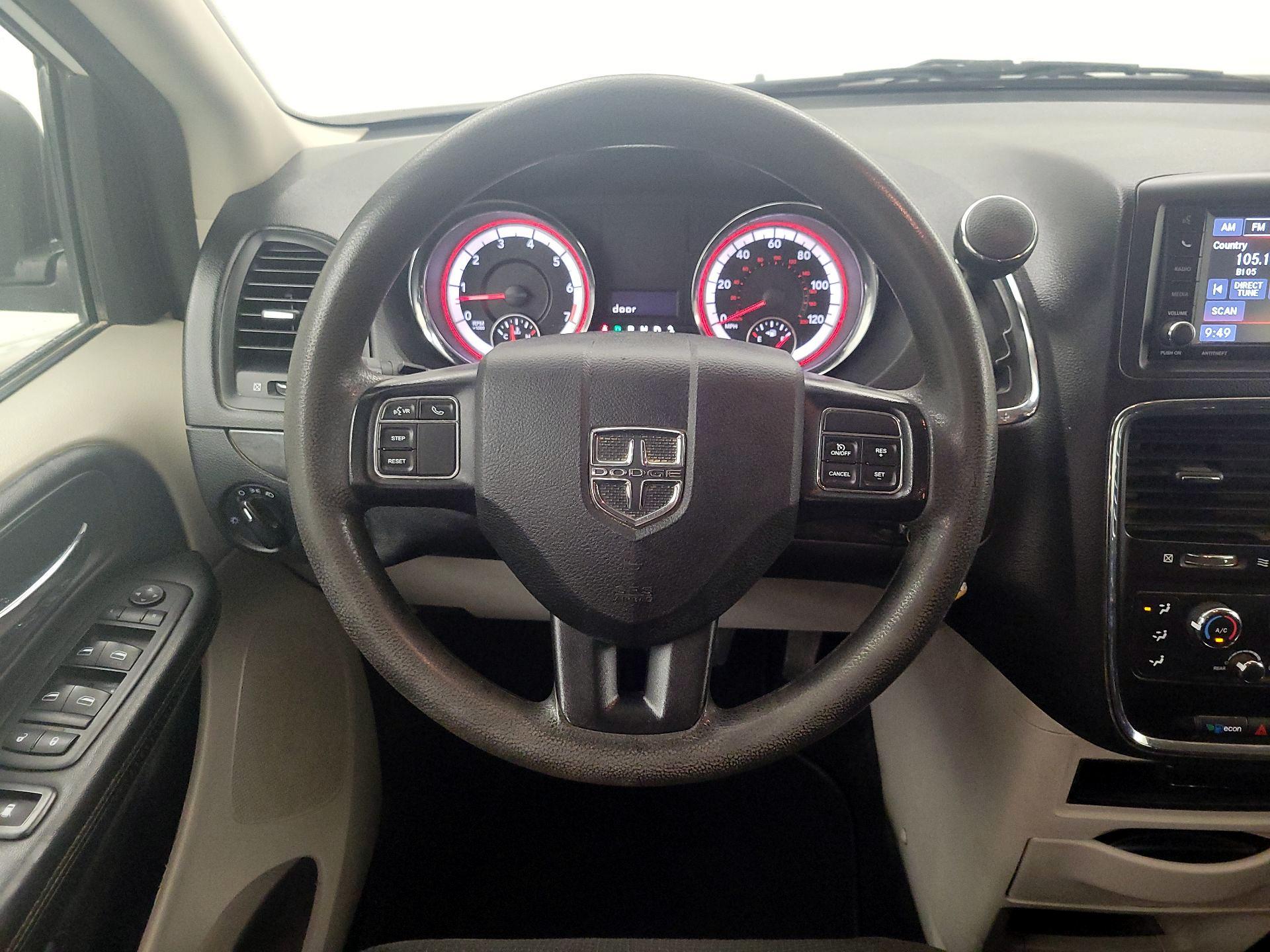 Thumbnail: 2019 Dodge Grand Caravan - 10
