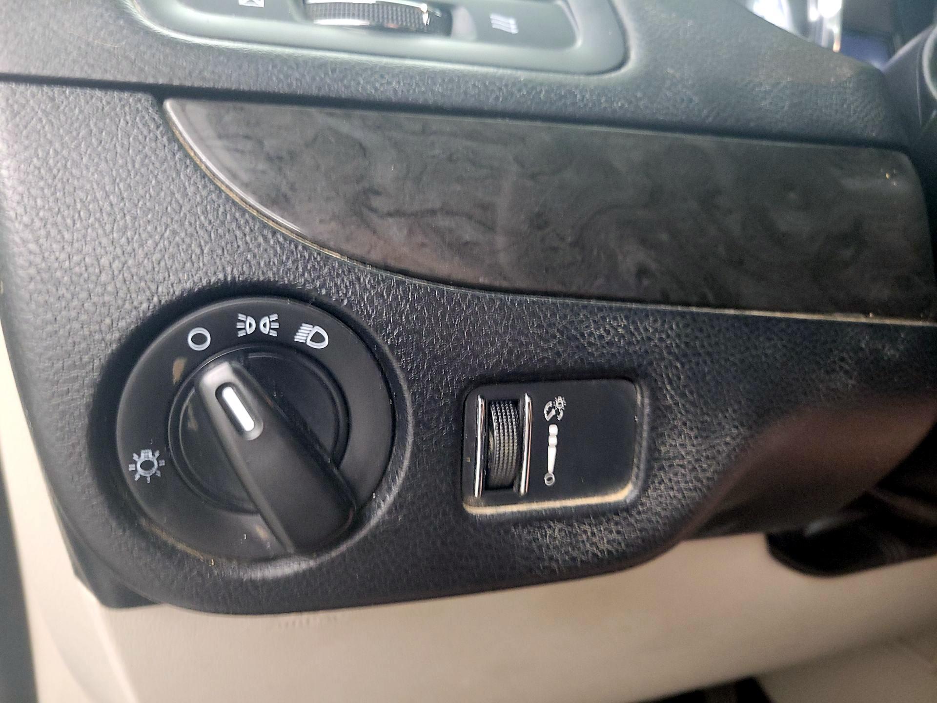 Thumbnail: 2019 Dodge Grand Caravan - 13