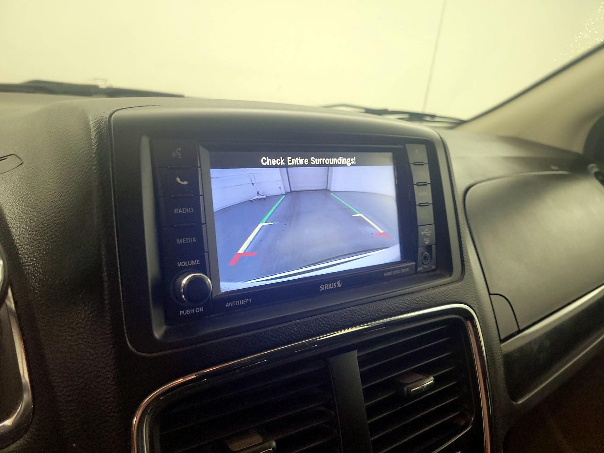 Thumbnail: 2019 Dodge Grand Caravan - 14