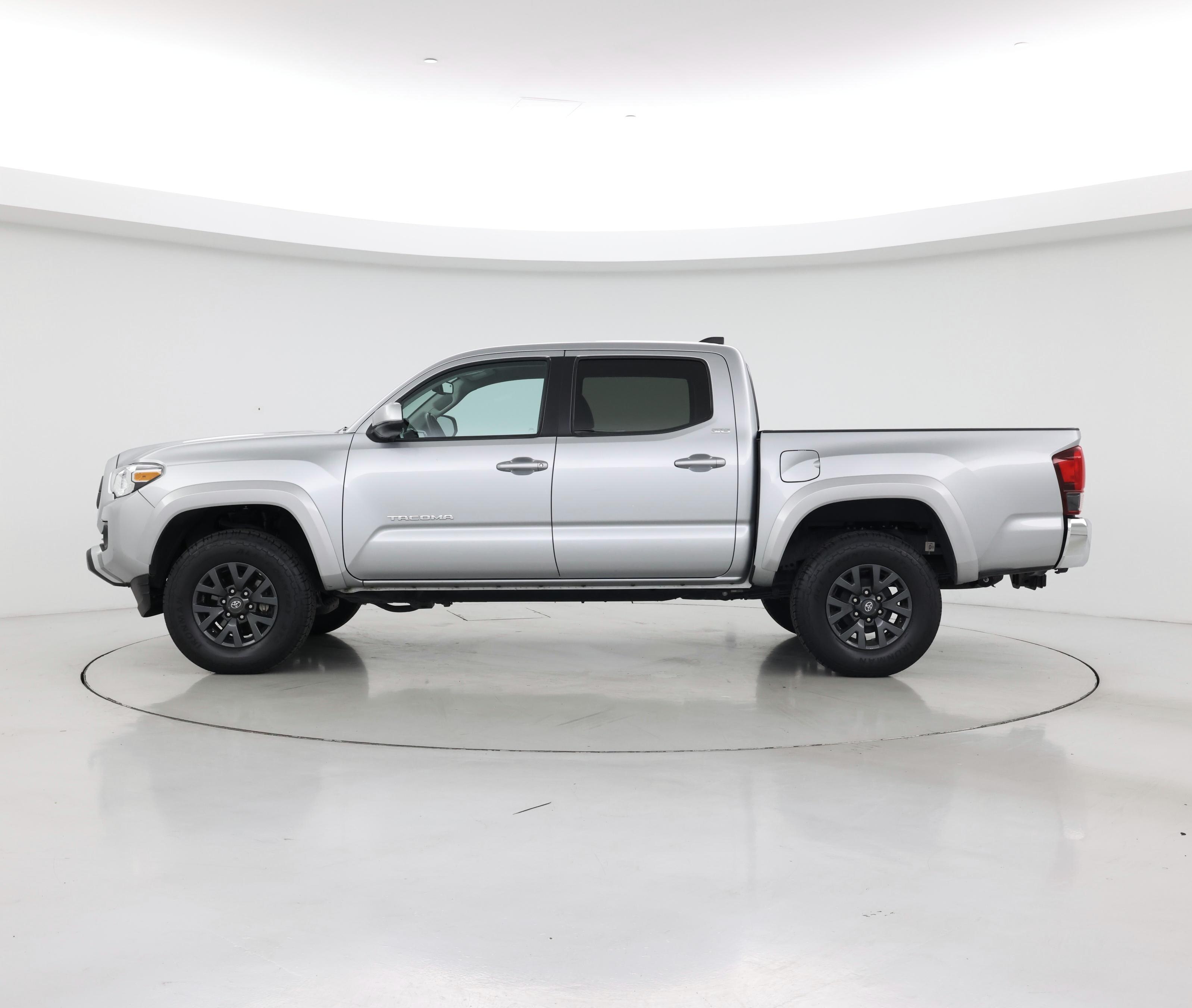 Thumbnail: 2023 Toyota Tacoma - 3
