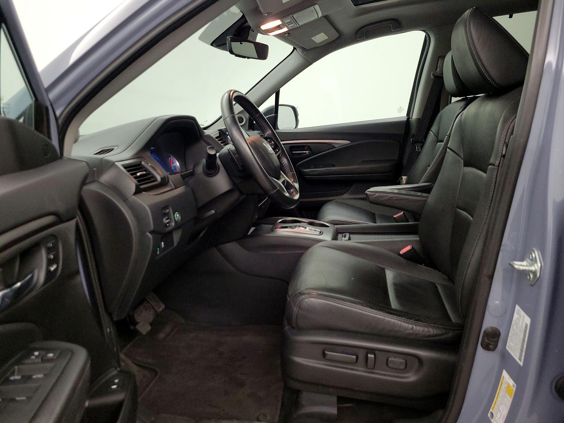 Thumbnail: 2022 Honda Pilot - 11