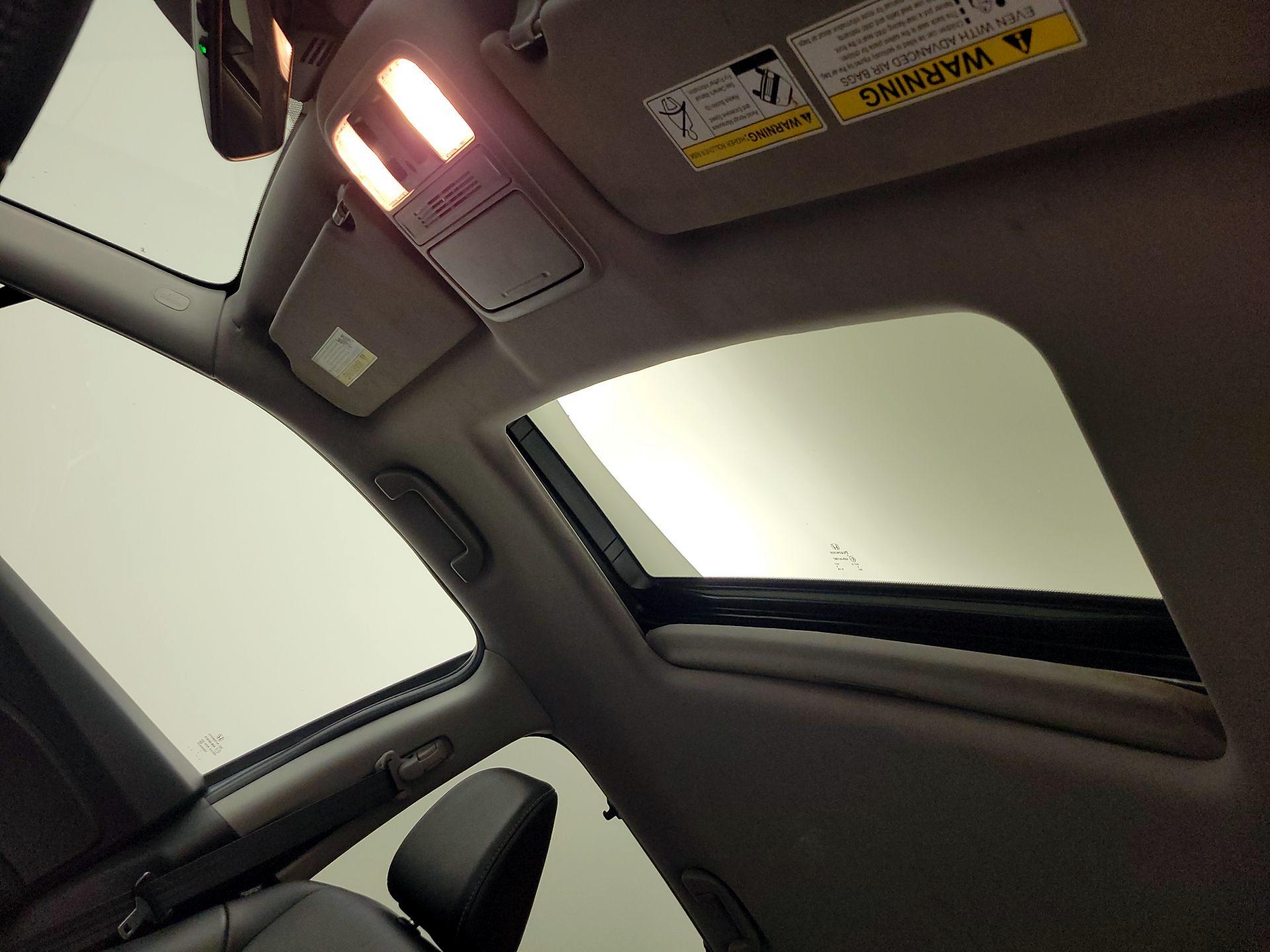 Thumbnail: 2022 Honda Pilot - 19