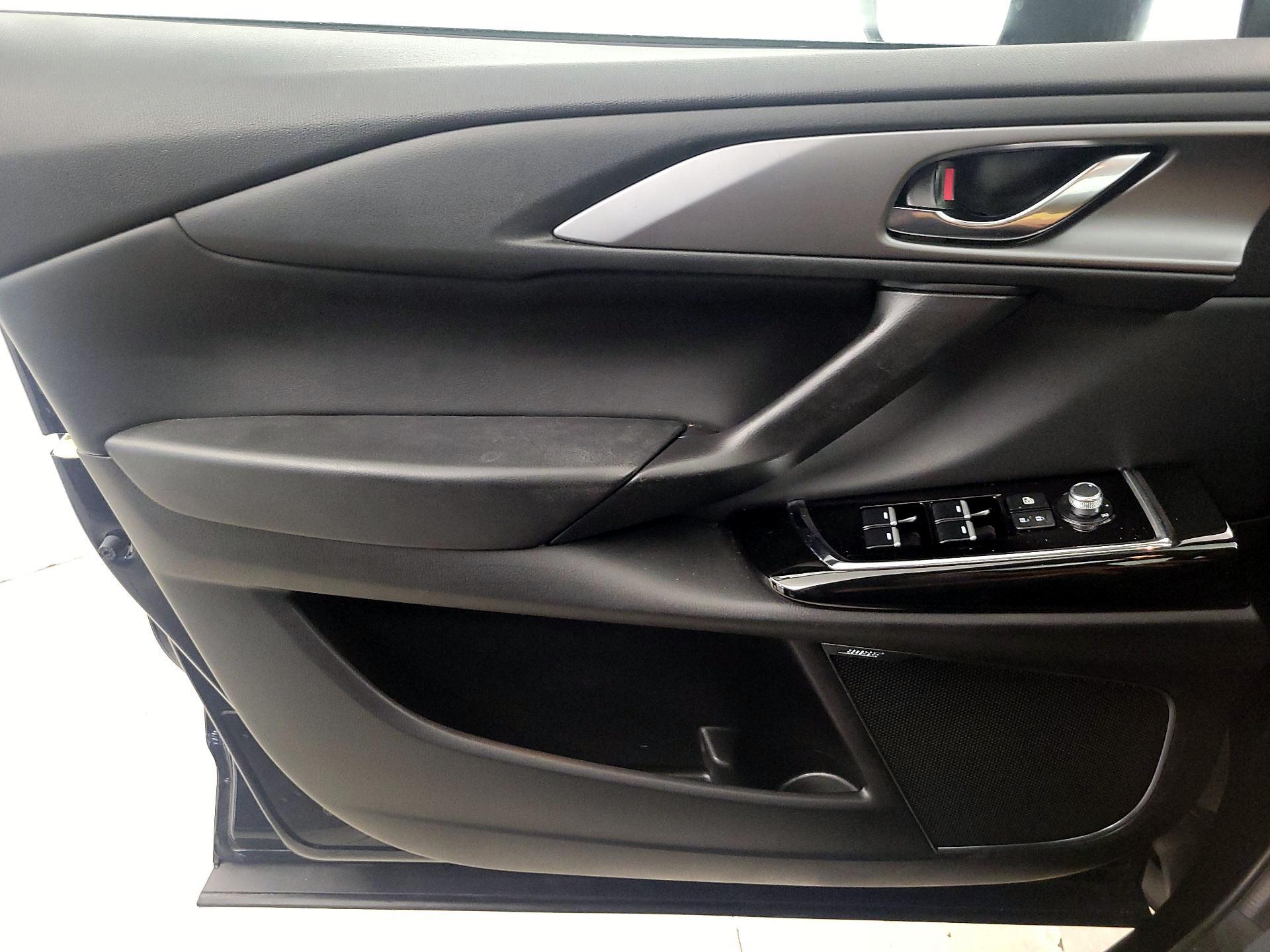 Thumbnail: 2022 Mazda CX-9 - 12