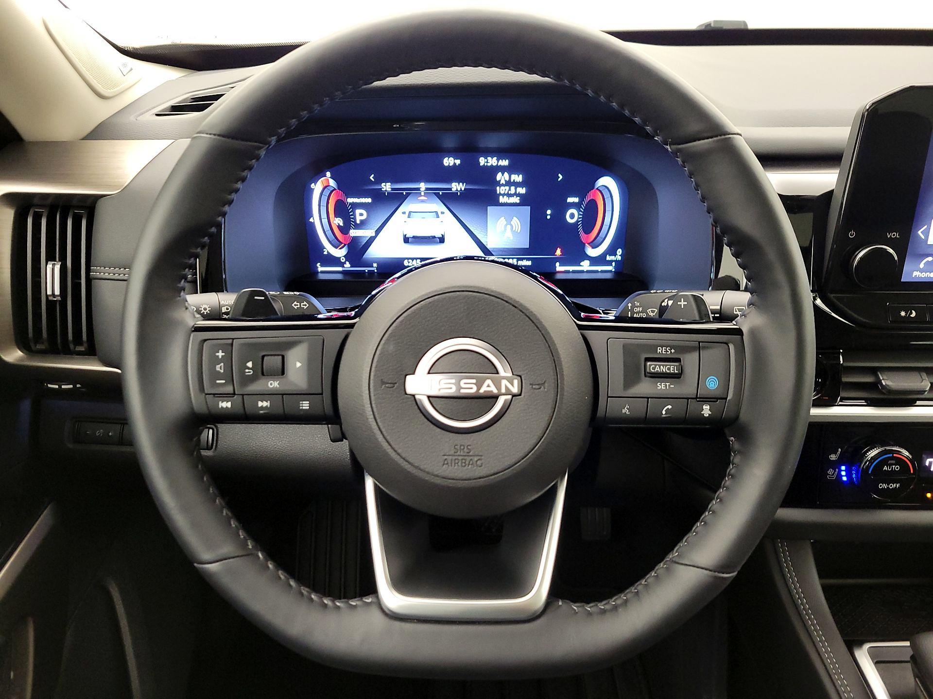 Thumbnail: 2024 Nissan Pathfinder - 10