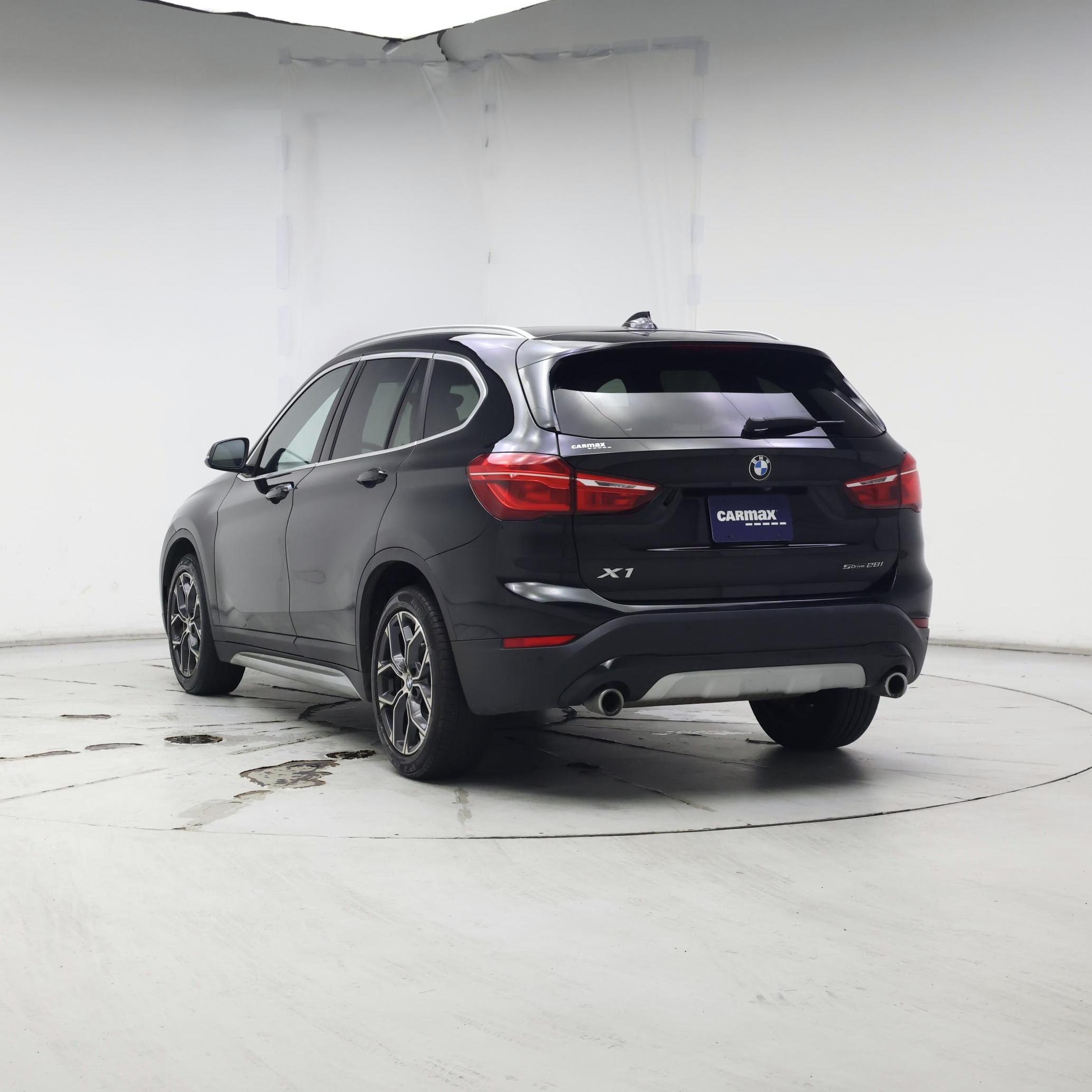 Thumbnail: 2021 BMW X1 - 6
