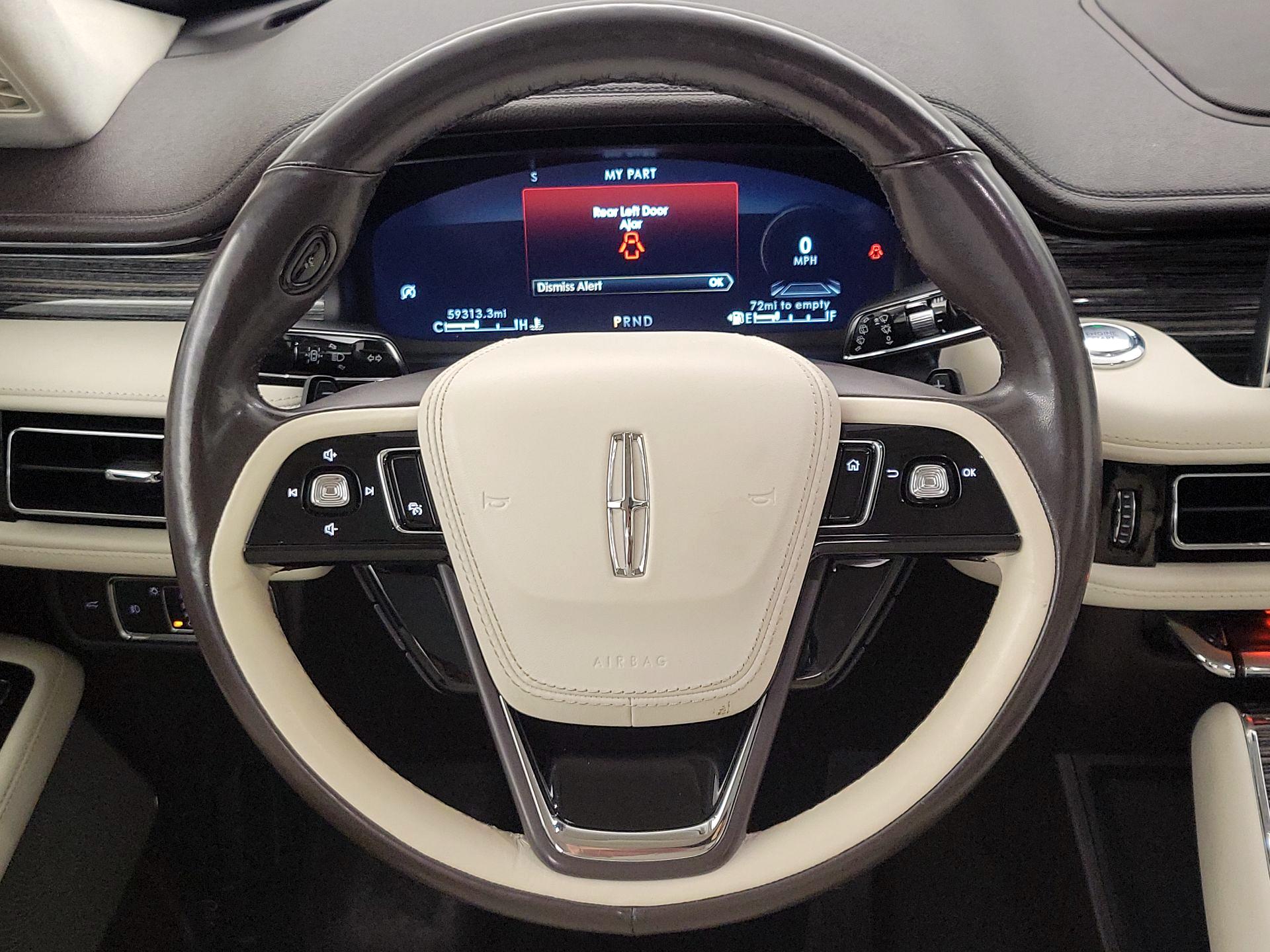 Thumbnail: 2022 Lincoln Aviator - 10