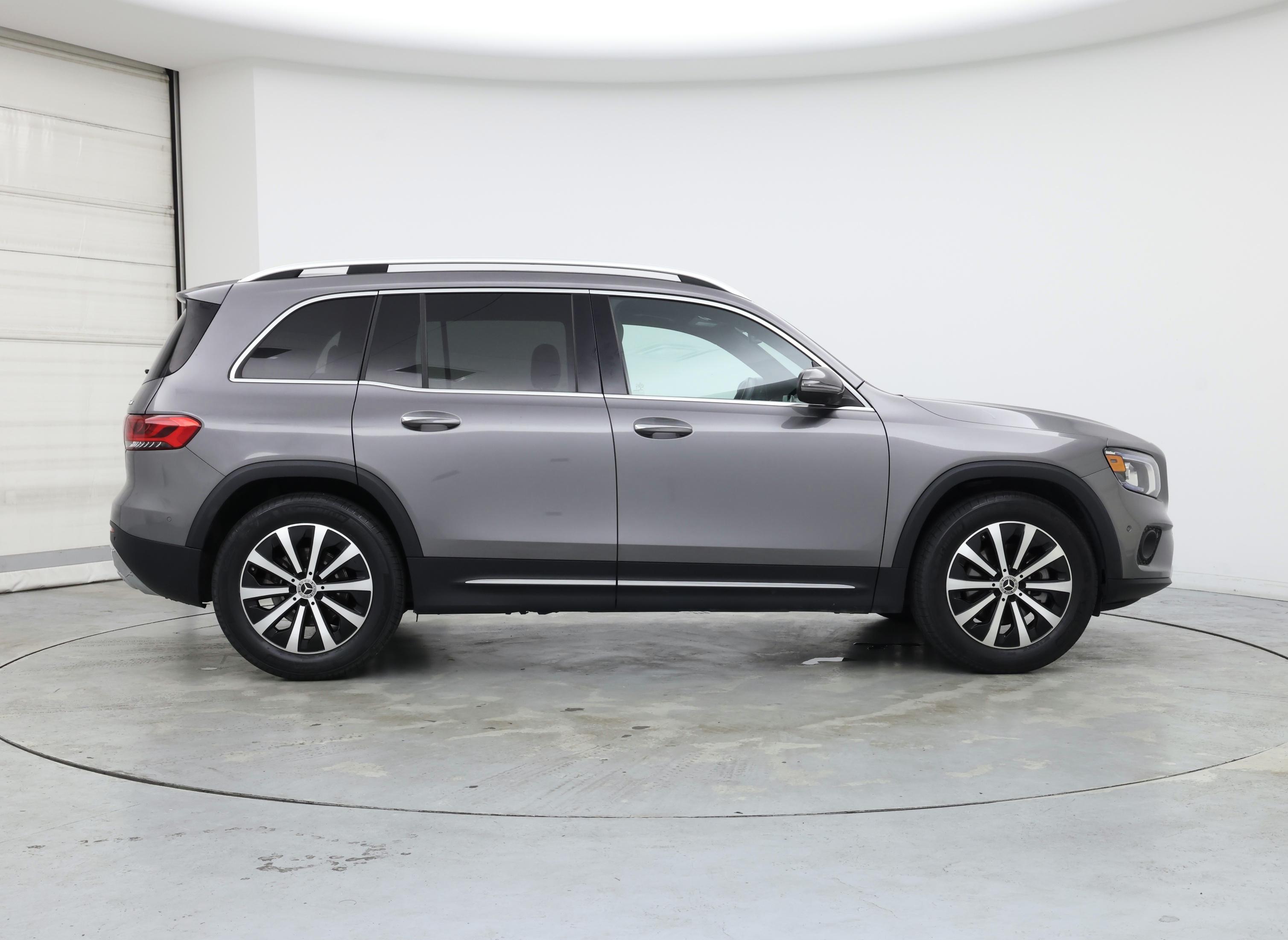 Thumbnail: 2022 Mercedes-Benz GLB - 7