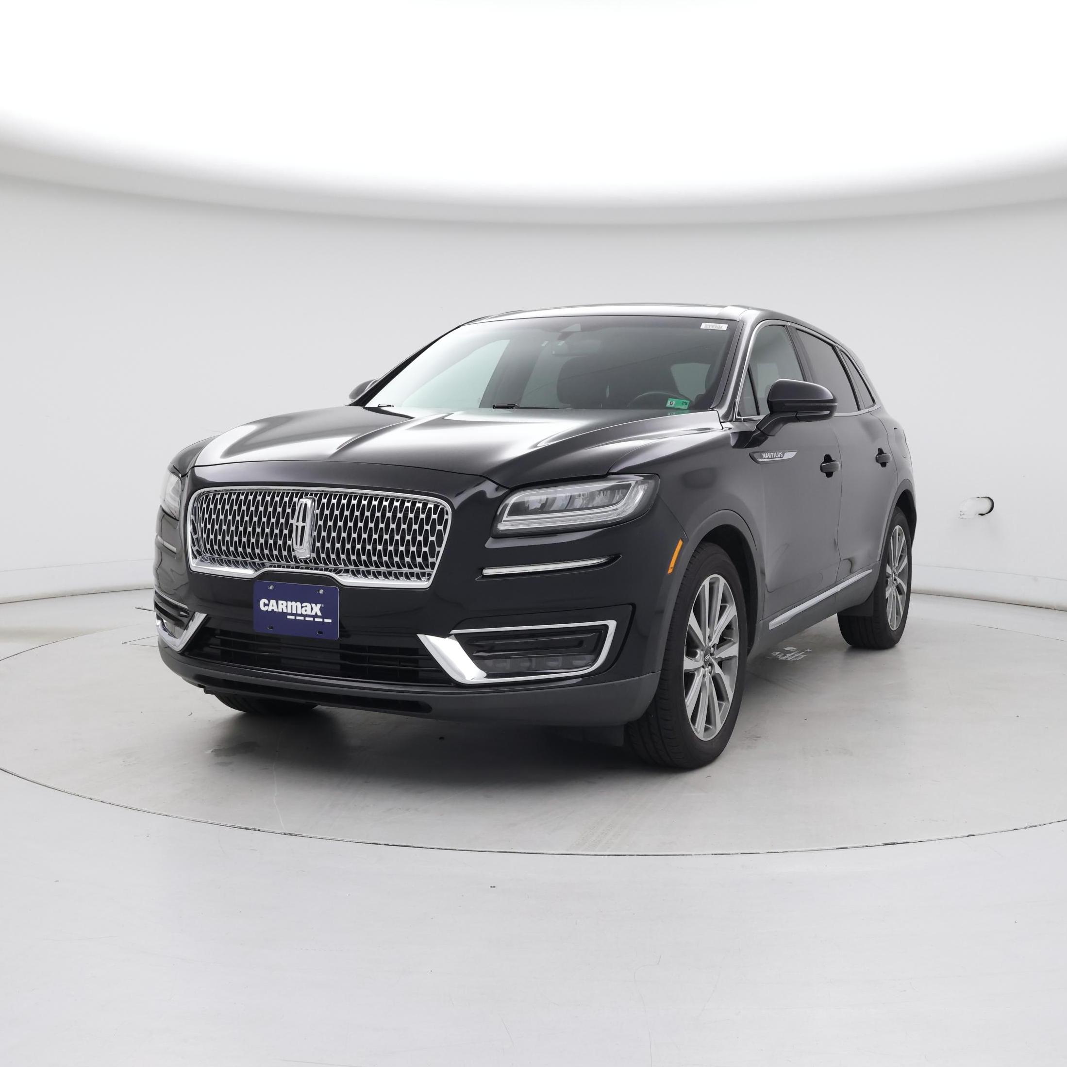 Thumbnail: 2019 Lincoln Nautilus - 4