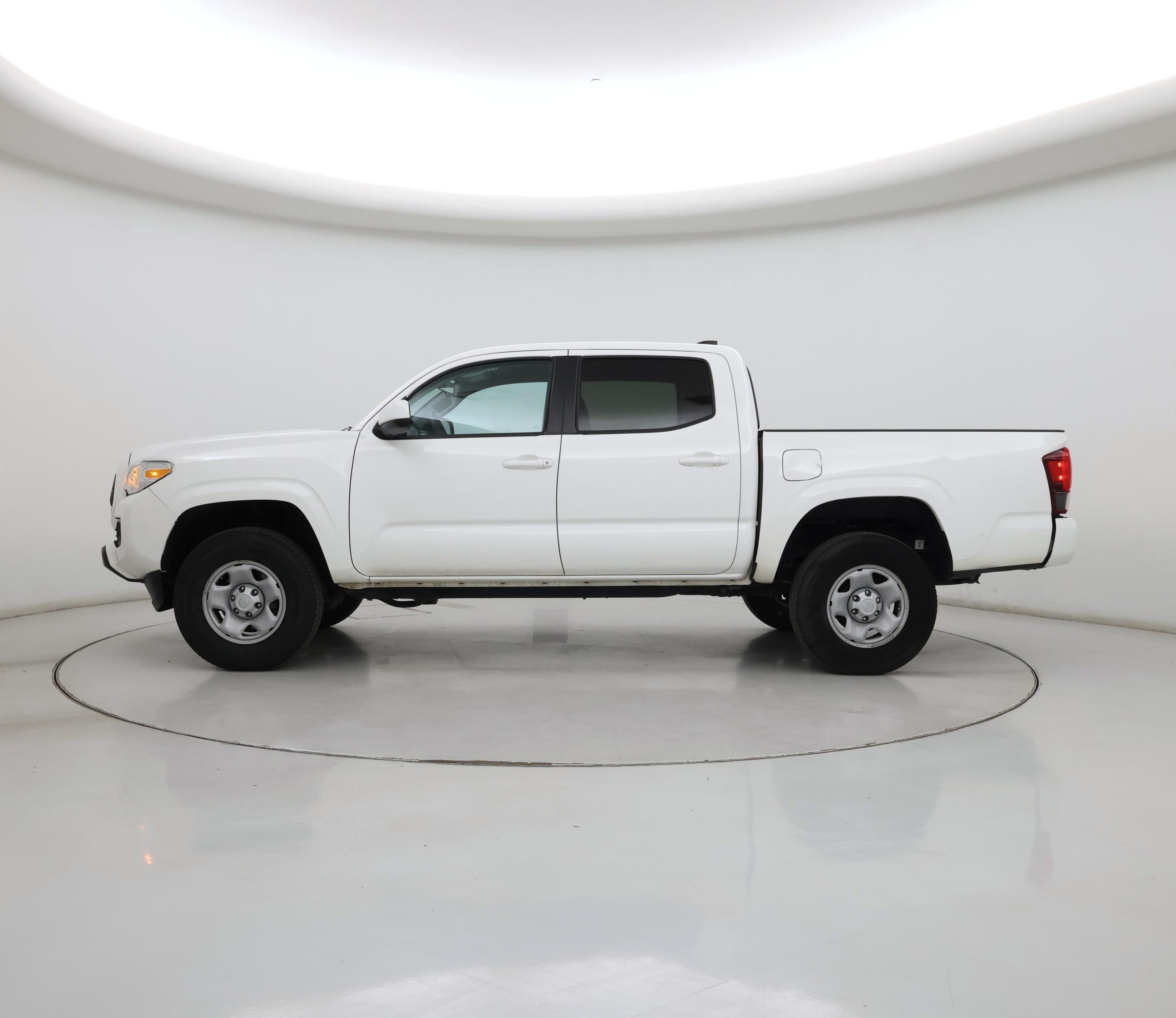 Thumbnail: 2023 Toyota Tacoma - 3