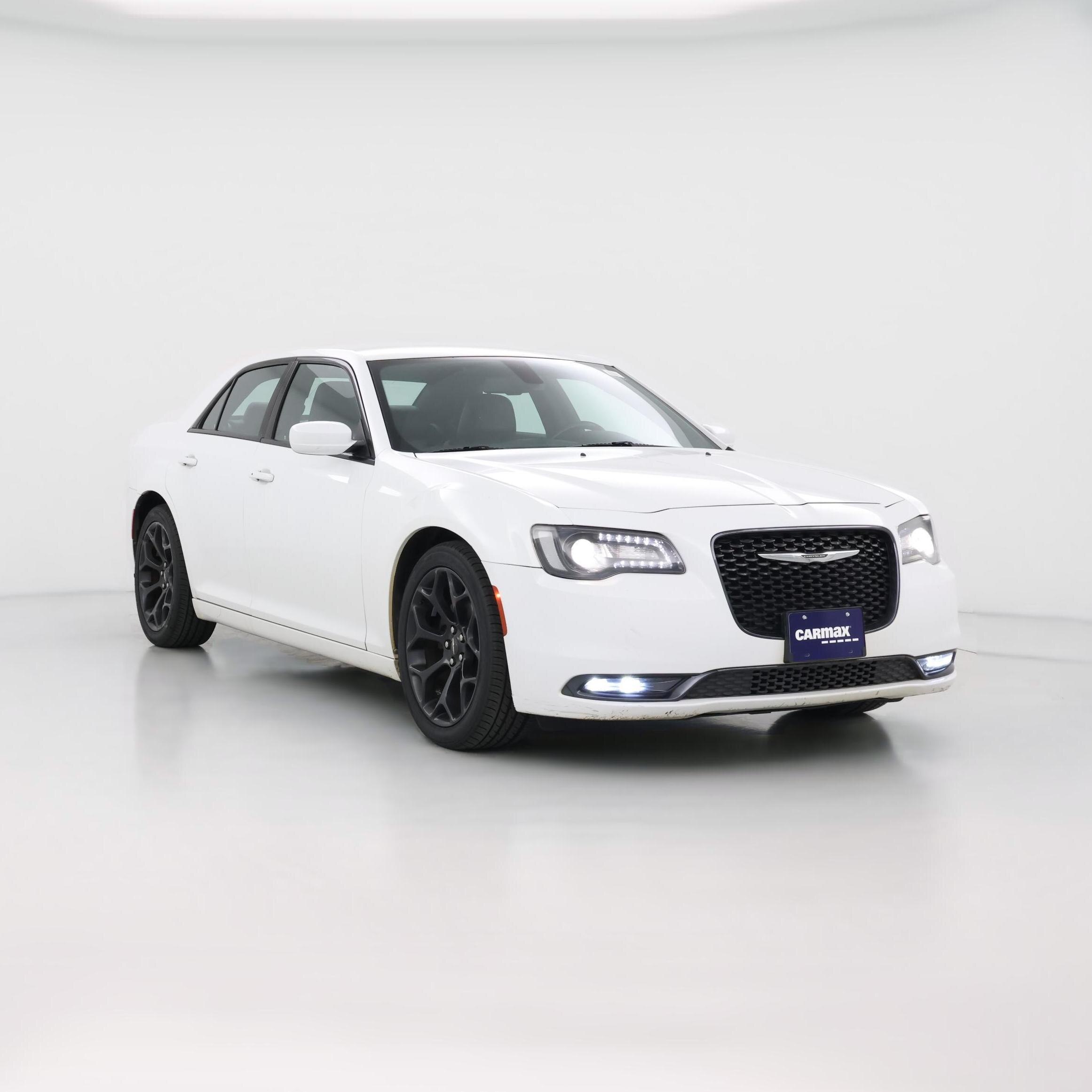 Thumbnail: 2019 Chrysler 300 - 1