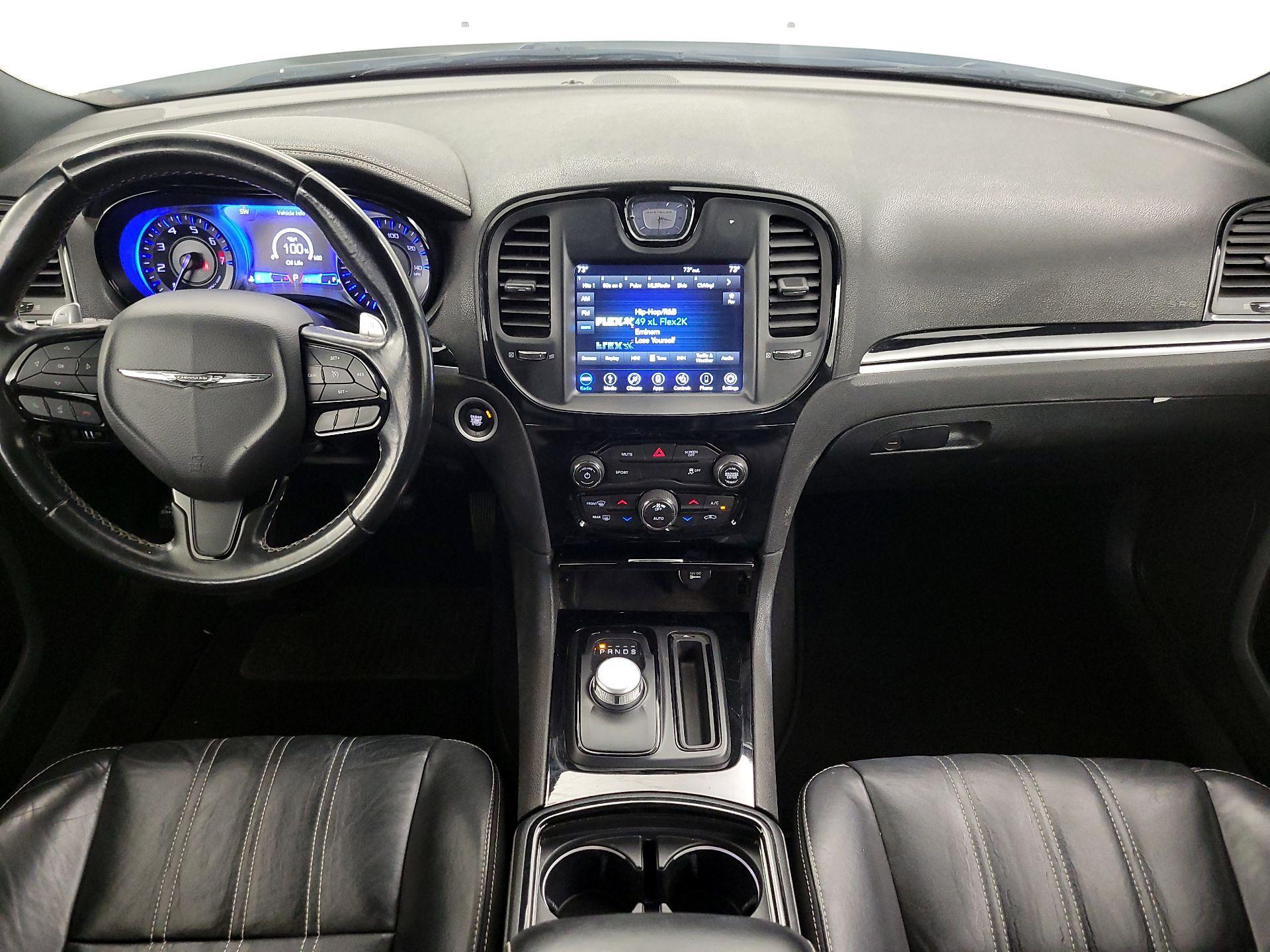 Thumbnail: 2019 Chrysler 300 - 9
