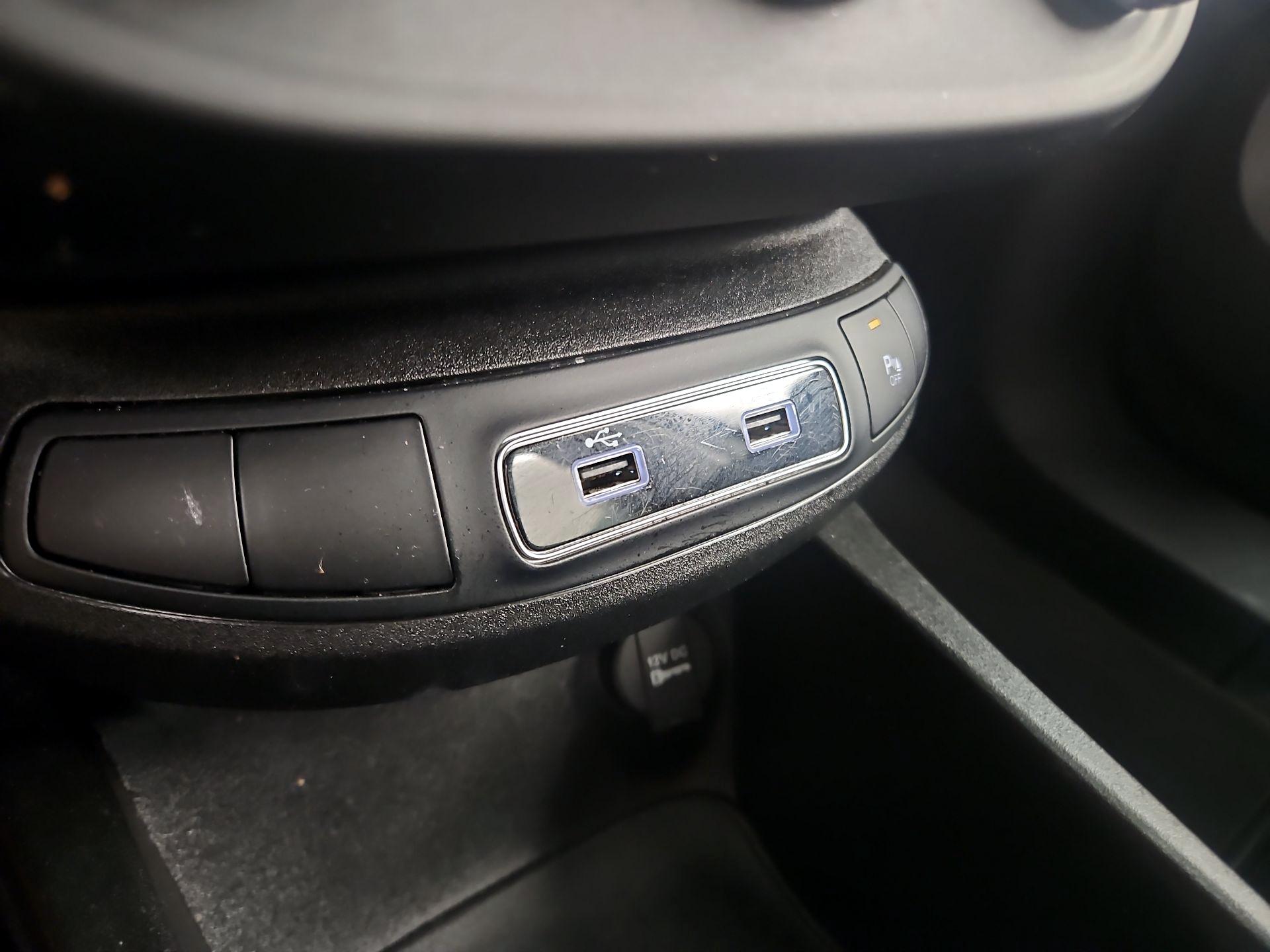 Thumbnail: 2021 Fiat 500X - 18